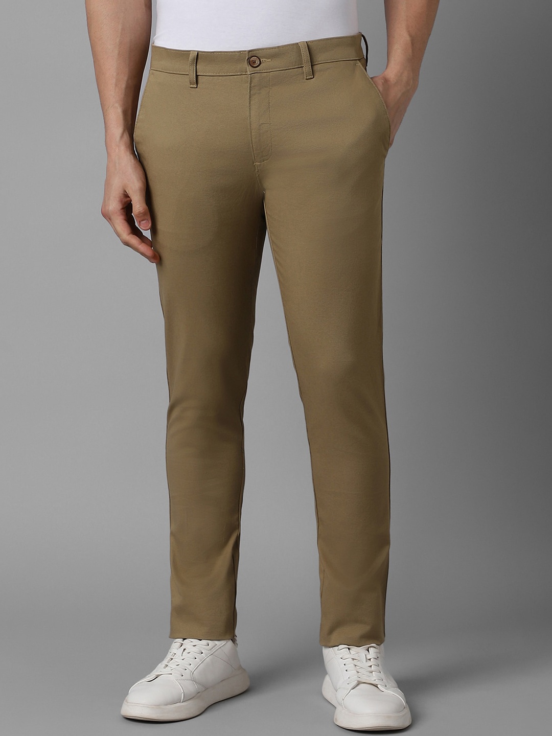 

Louis Philippe Sport Men Slim Fit Chinos Trousers, Brown