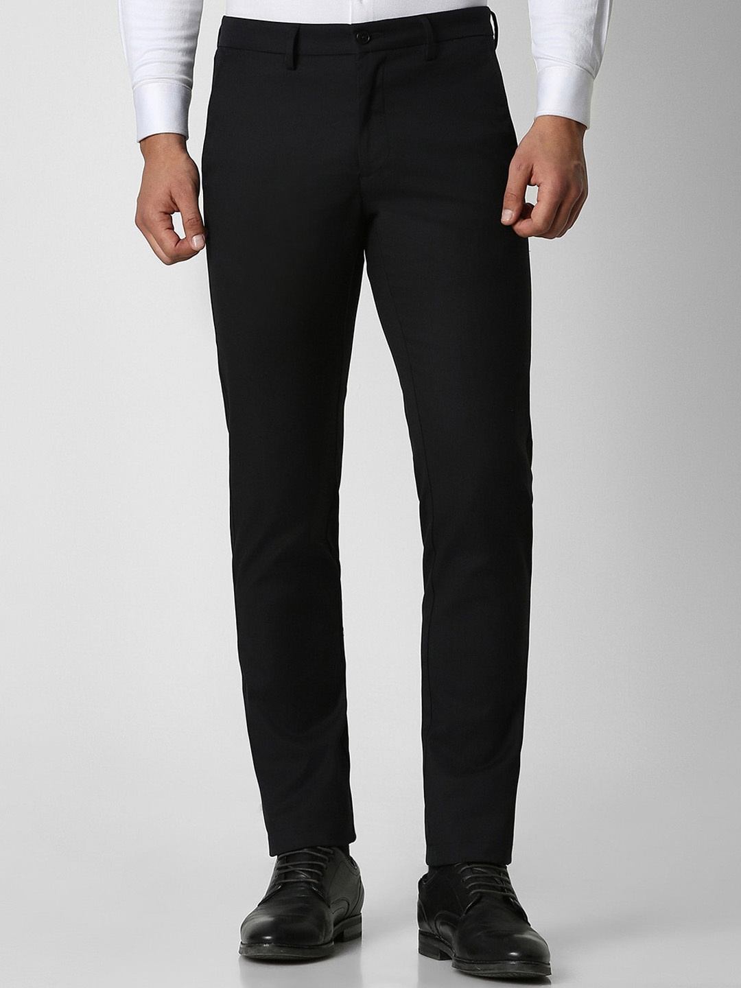 

Van Heusen Men Slim Fit Trousers, Black