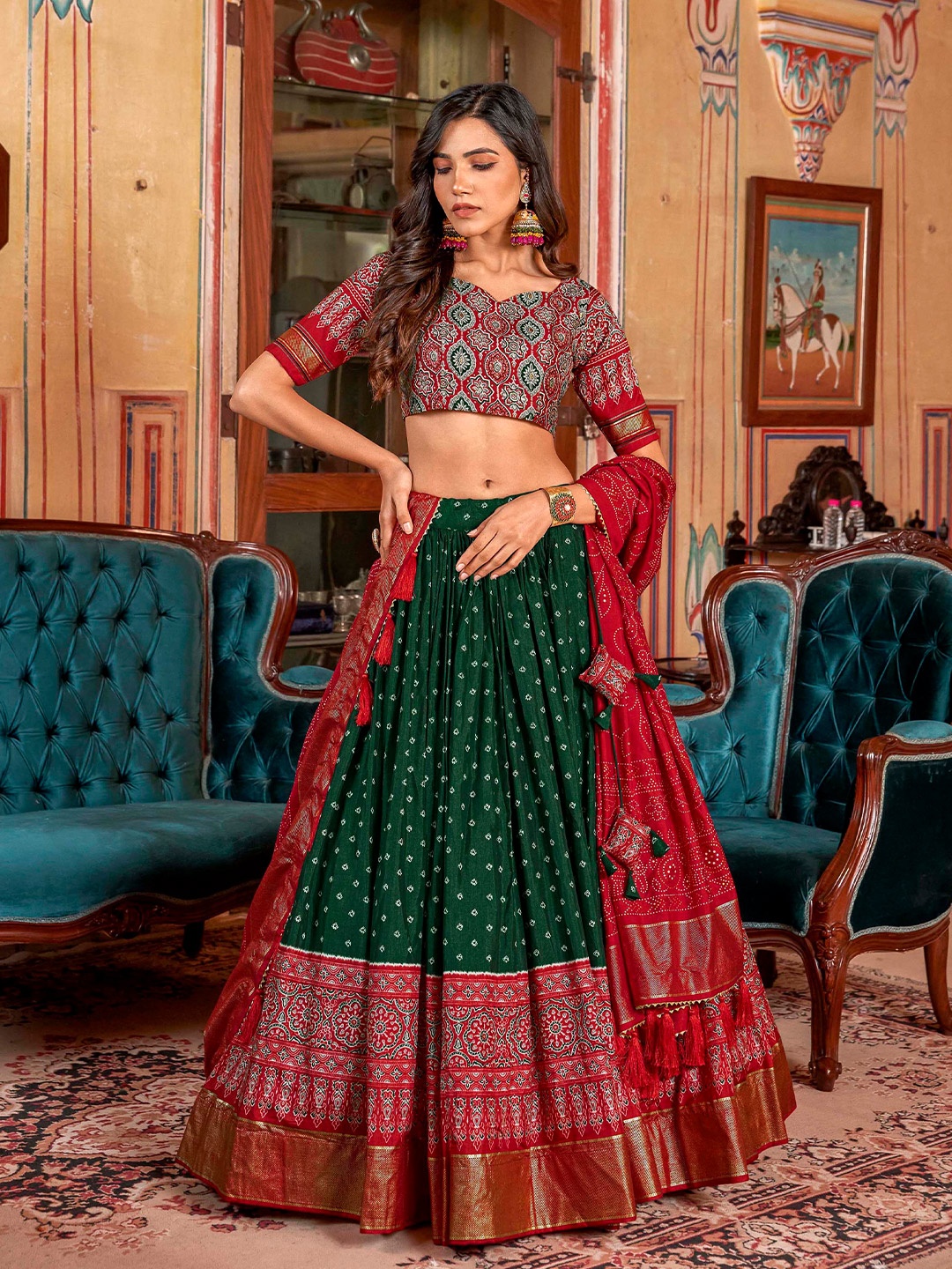 

LOOKNBOOK ART Printed Semi-Stitched Lehenga & Unstitched Blouse With Dupatta, Green