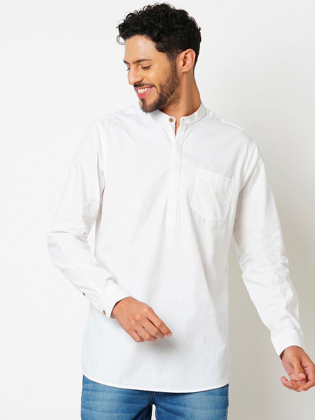 

Indivisual Clothing Men Thread Work Kurta, White