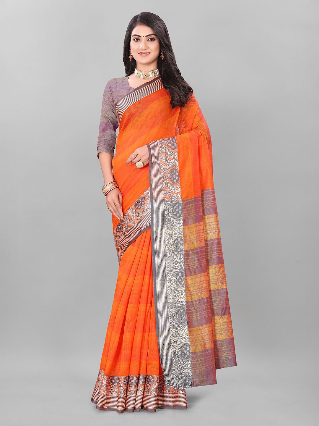 

MAGNEITTA Woven Design Kanjeevaram Saree, Orange