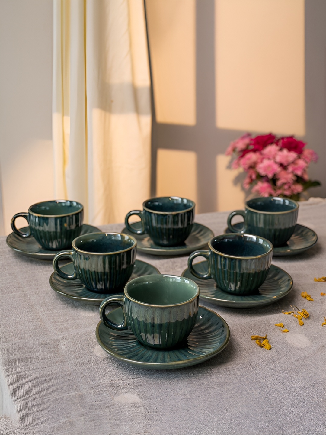 

ARAVALII Green 6 Pieces Textured Glossy Ceramic Cups & Saucers