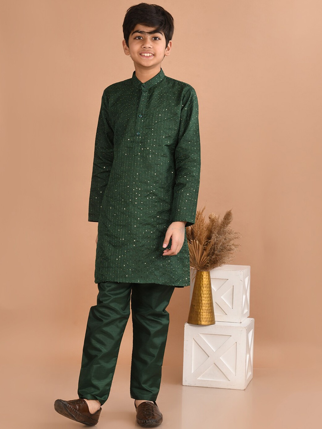 

LilPicks Boys Ethnic Motifs Regular Kurta with Pyjamas, Green