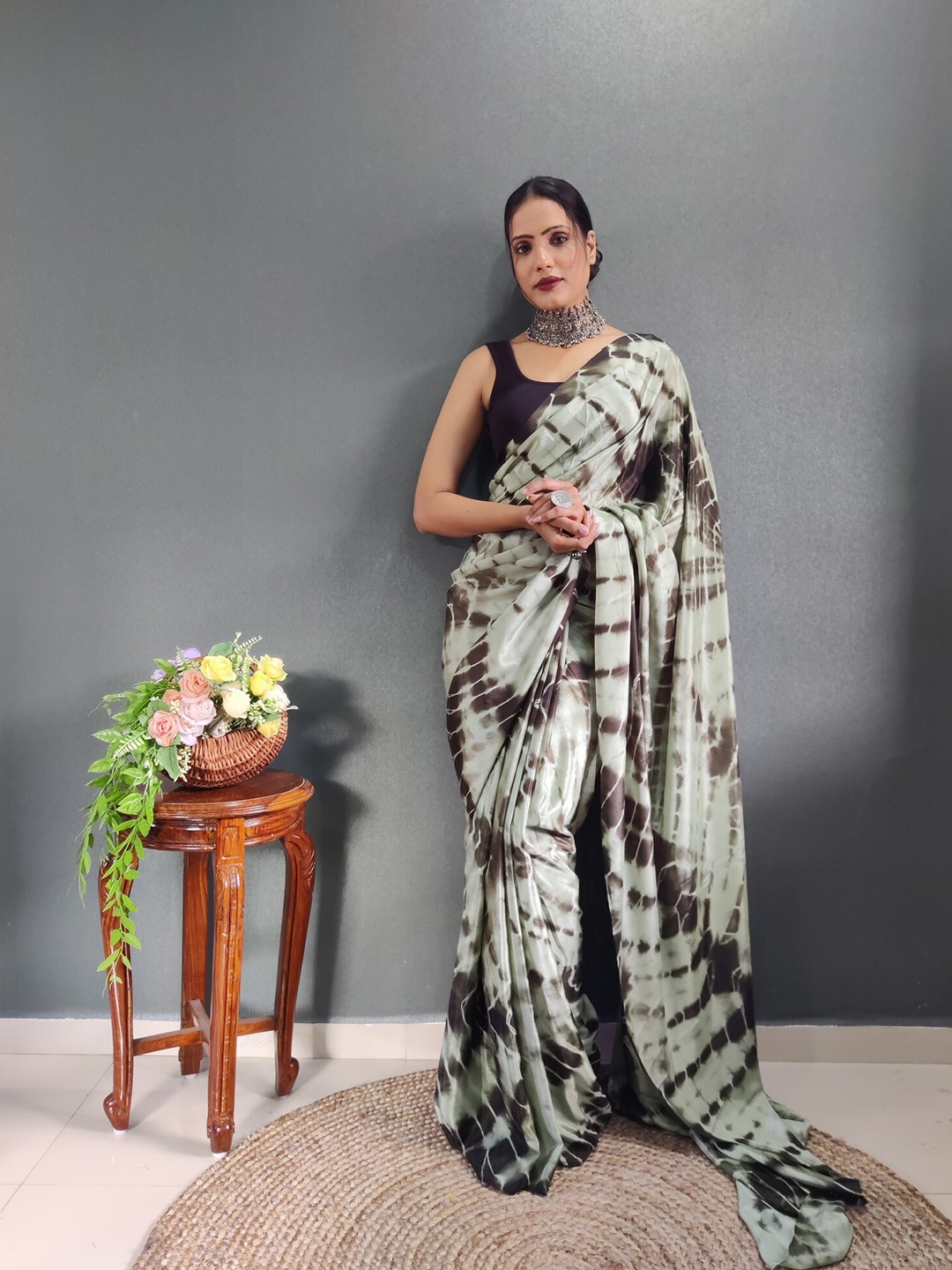 

LeeliPeeri Designer Tie and Dye Poly Chiffon Saree, Grey