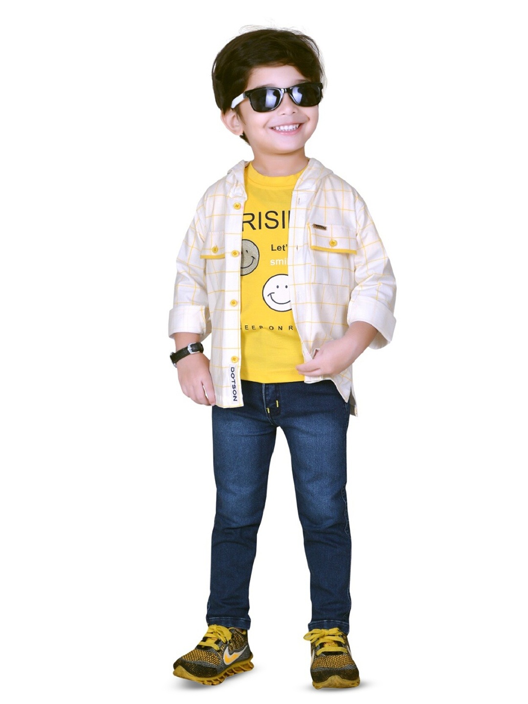 

BAESD Boys Printed T-shirt with Trousers, Yellow