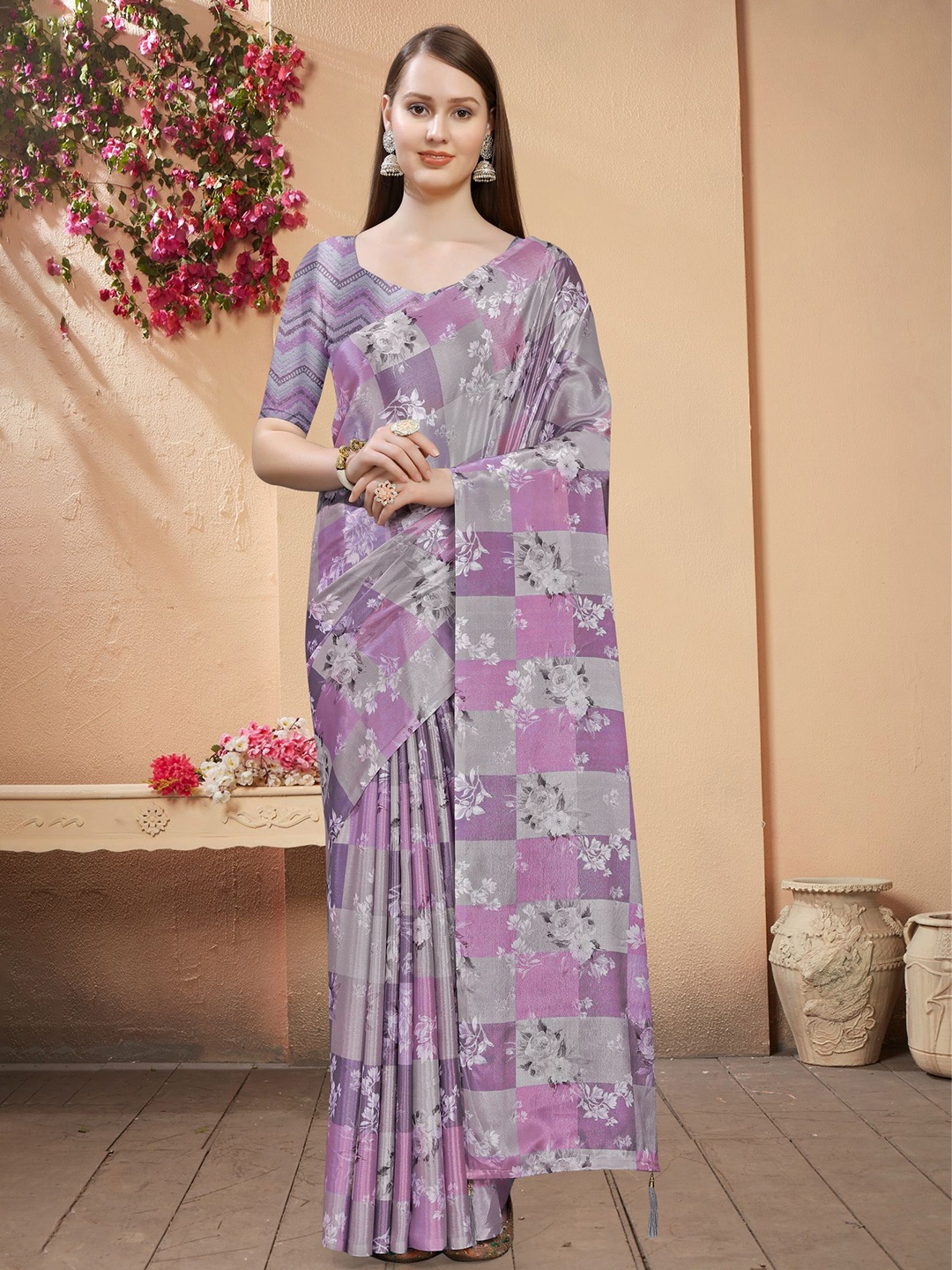 

VIRICA Floral Satin Saree, Purple