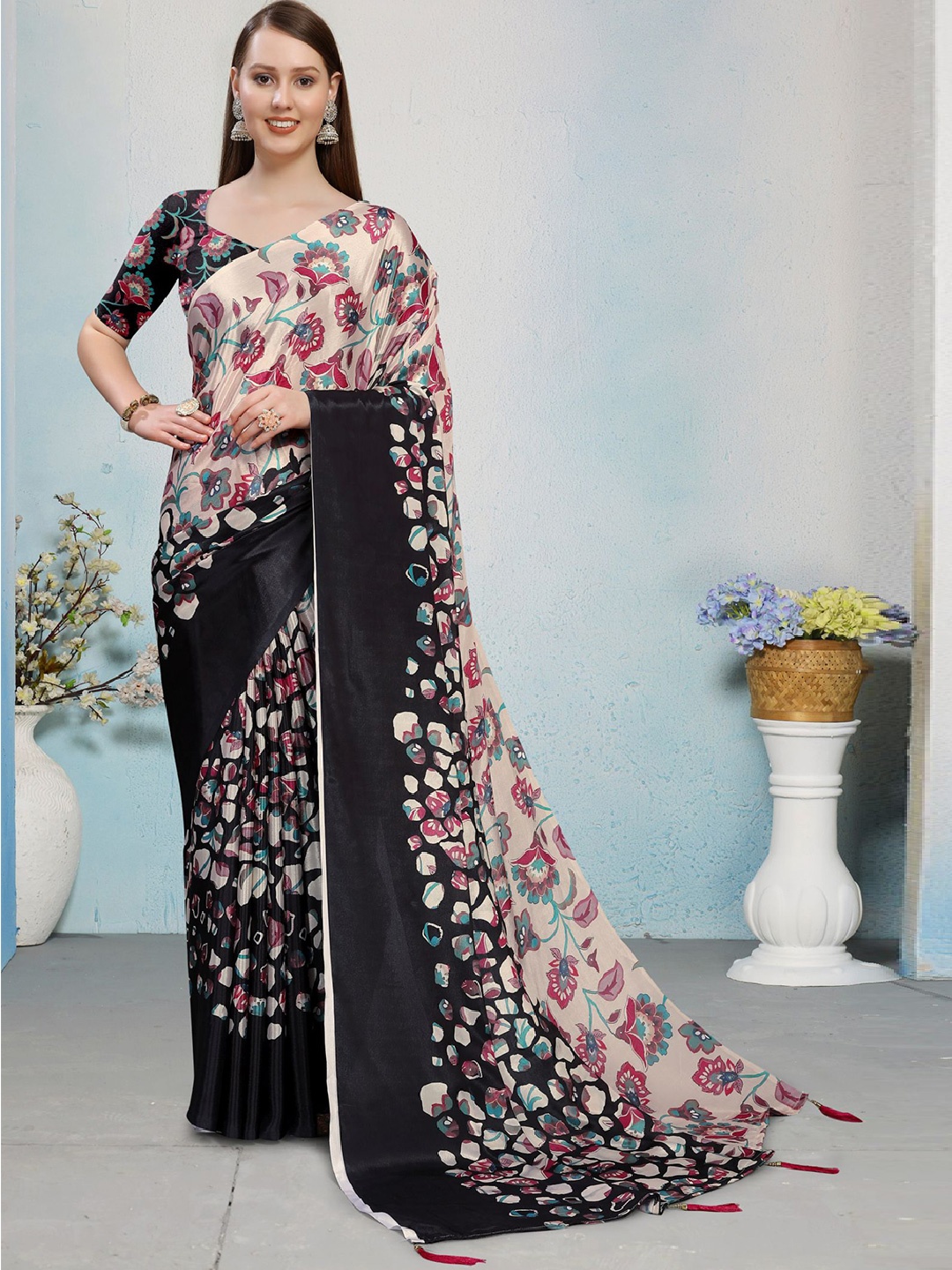 

VIRICA Floral Satin Saree, Black