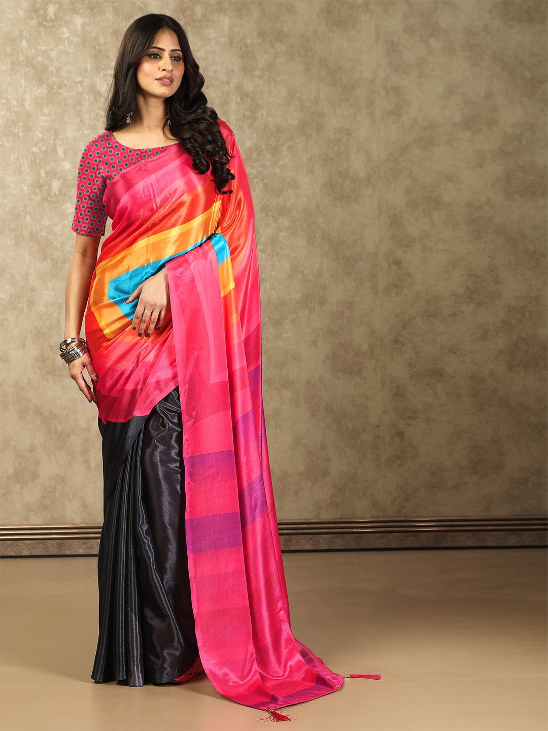 

VIRICA Satin Saree, Pink