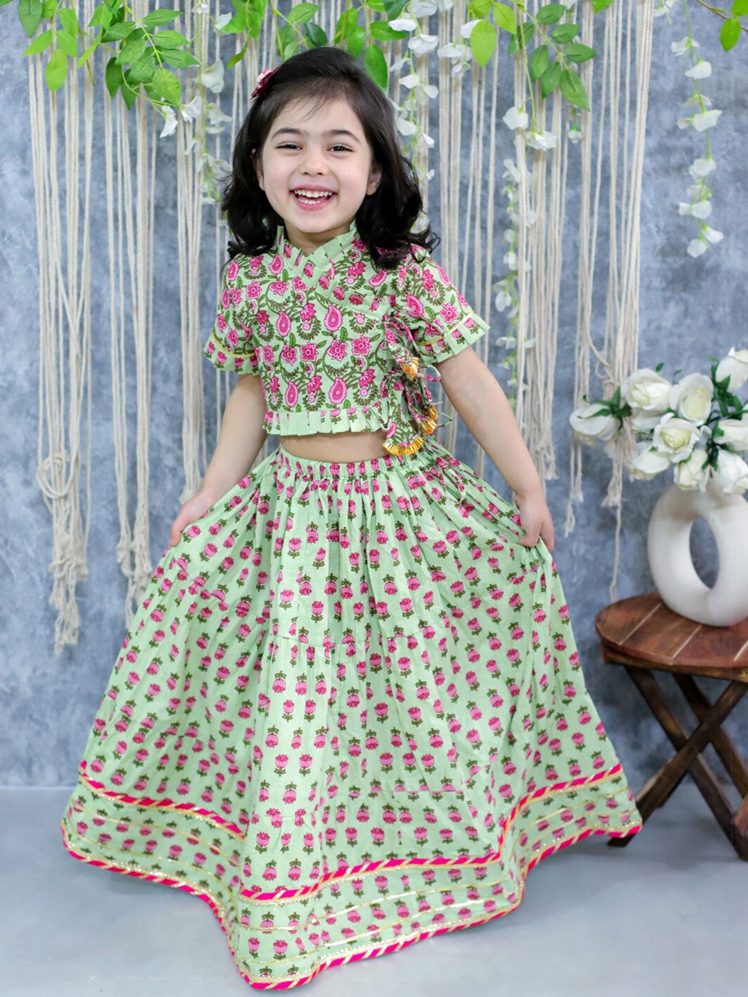 

BownBee Girls Printed Pure Cotton Gotta Patti Ready to Wear Lehenga & Blouse, Green