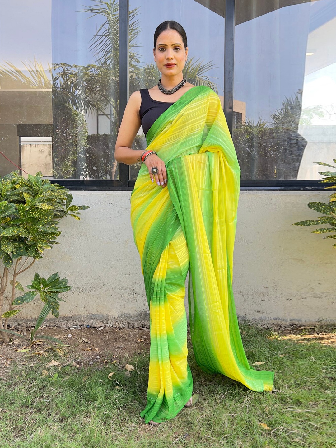 

LeeliPeeri Designer Striped Art Silk Saree, Green