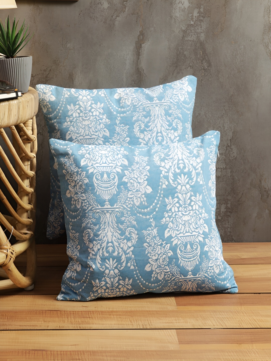 

ROMEE Blue & White Set of 2 Ethnic Motifs Square Cushion Covers