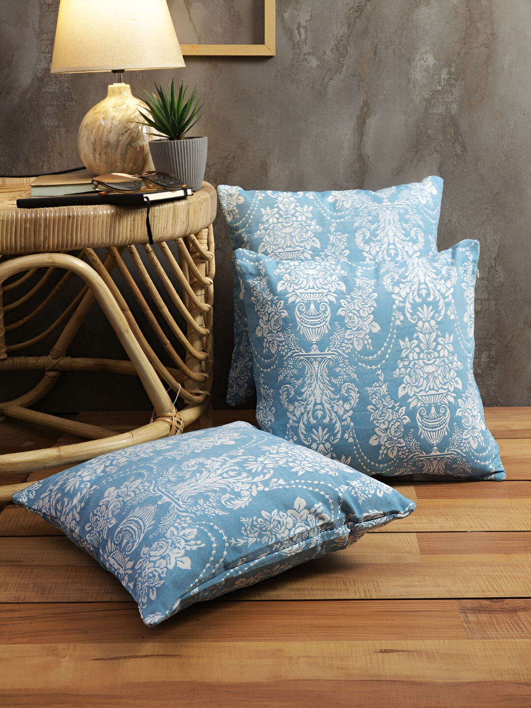 

ROMEE Blue & White Set of 3 Ethnic Motifs Square Cushion Covers