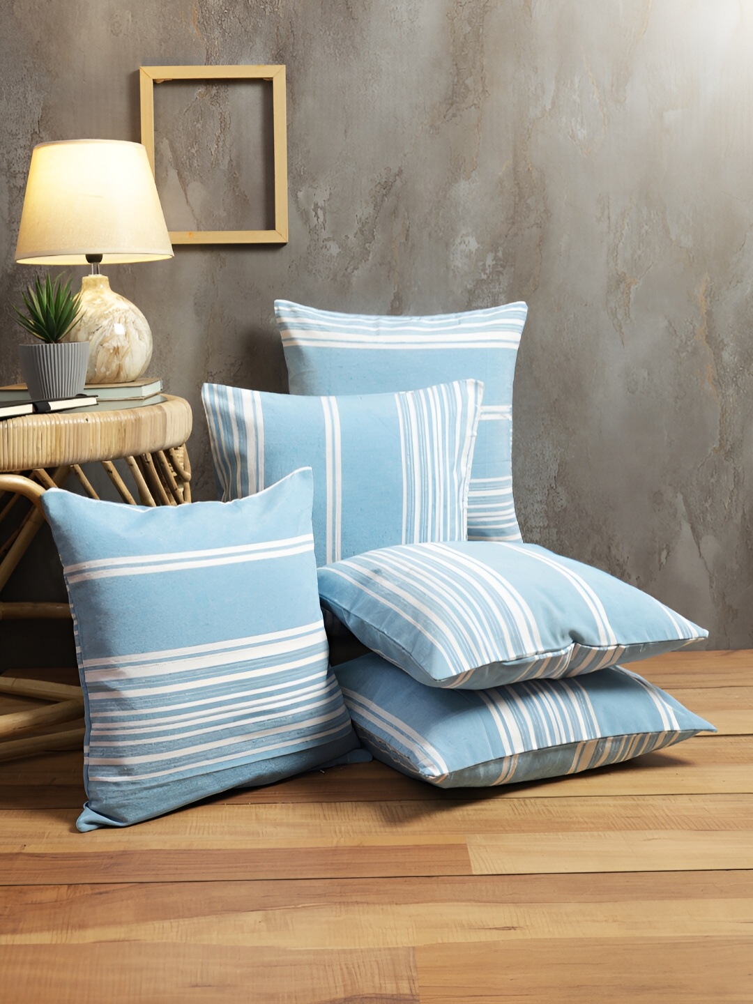 

ROMEE Blue & White Set of 5 Striped Square Cushion Covers