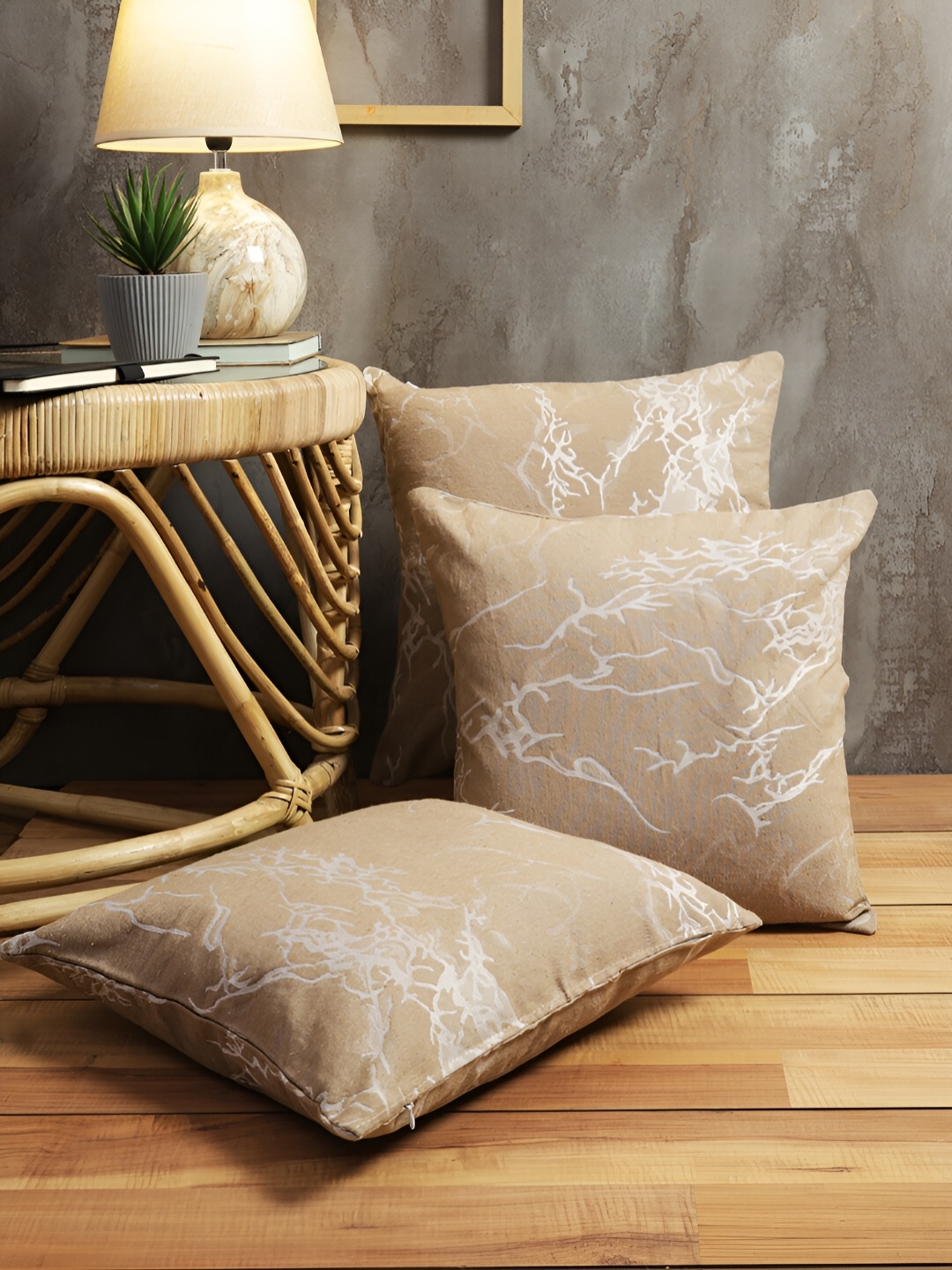 

ROMEE Beige & White Set of 3 Abstract Square Cushion Covers