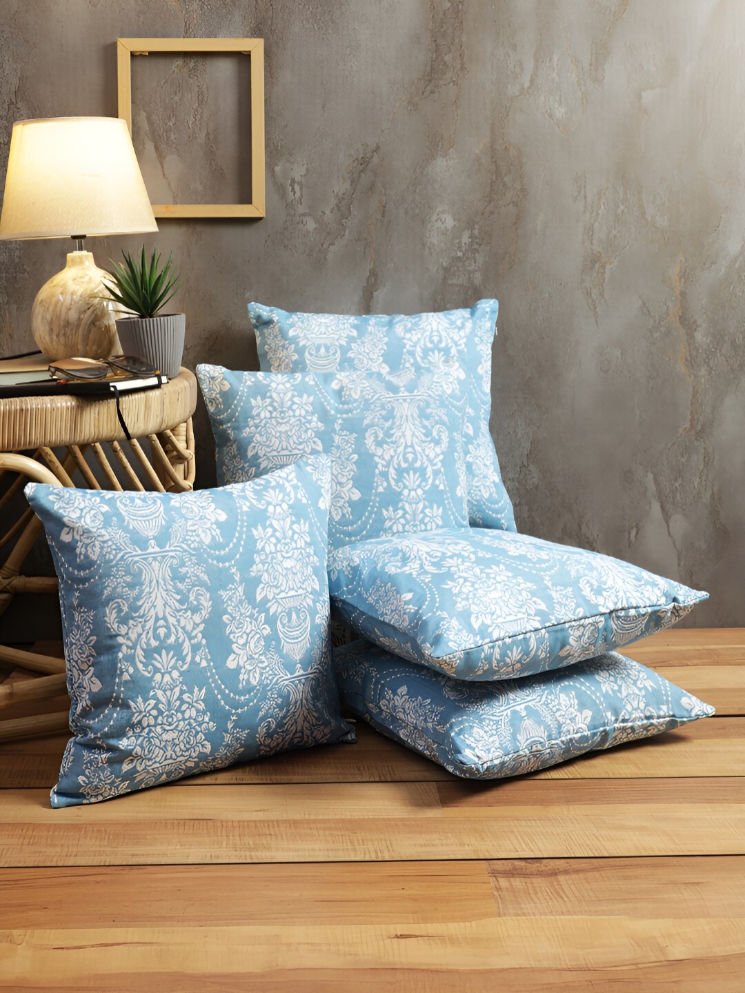 

ROMEE Blue & White Set of 5 Ethnic Motifs Square Cushion Covers