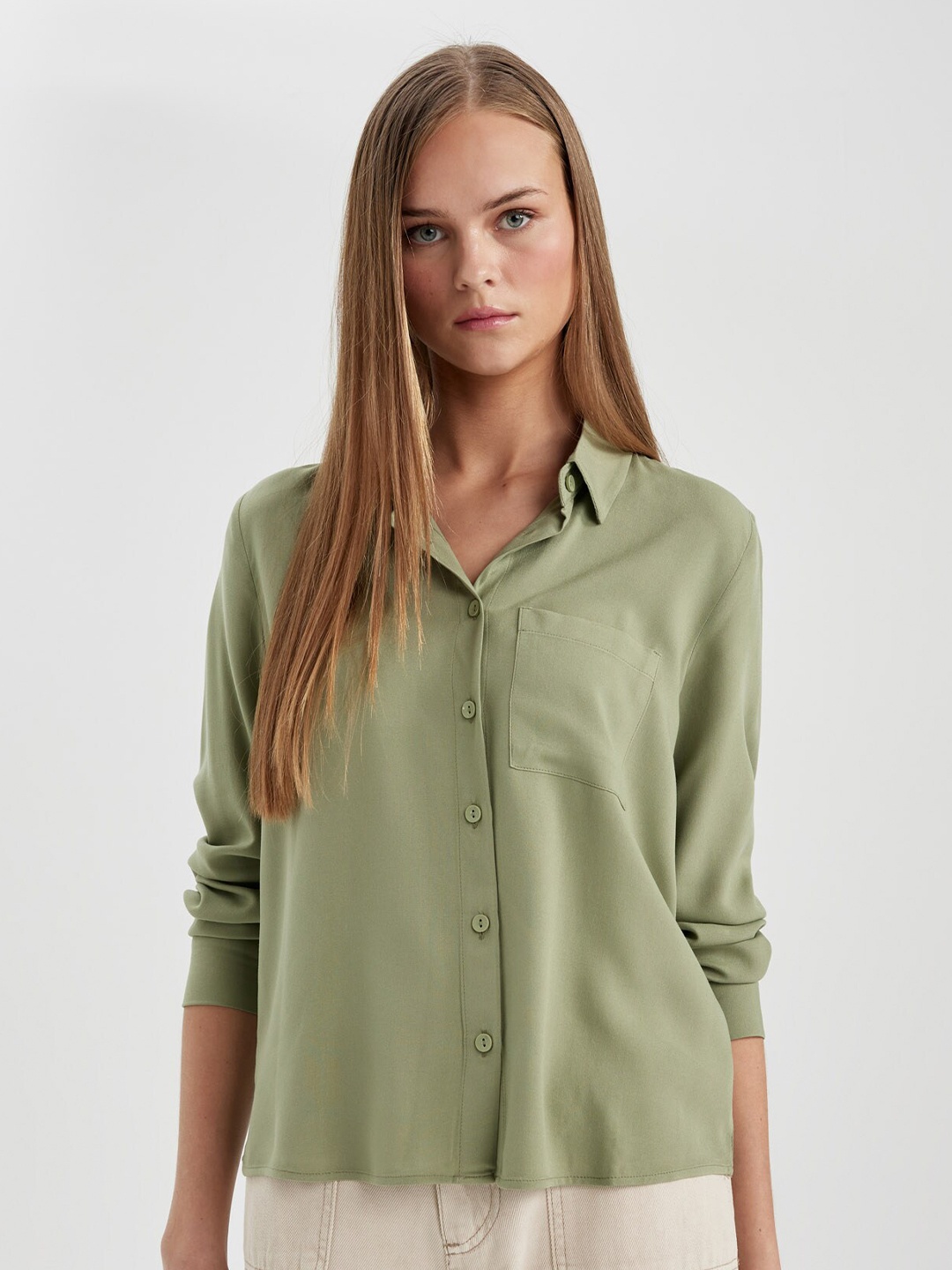 

DeFacto Women Opaque Casual Shirt, Na