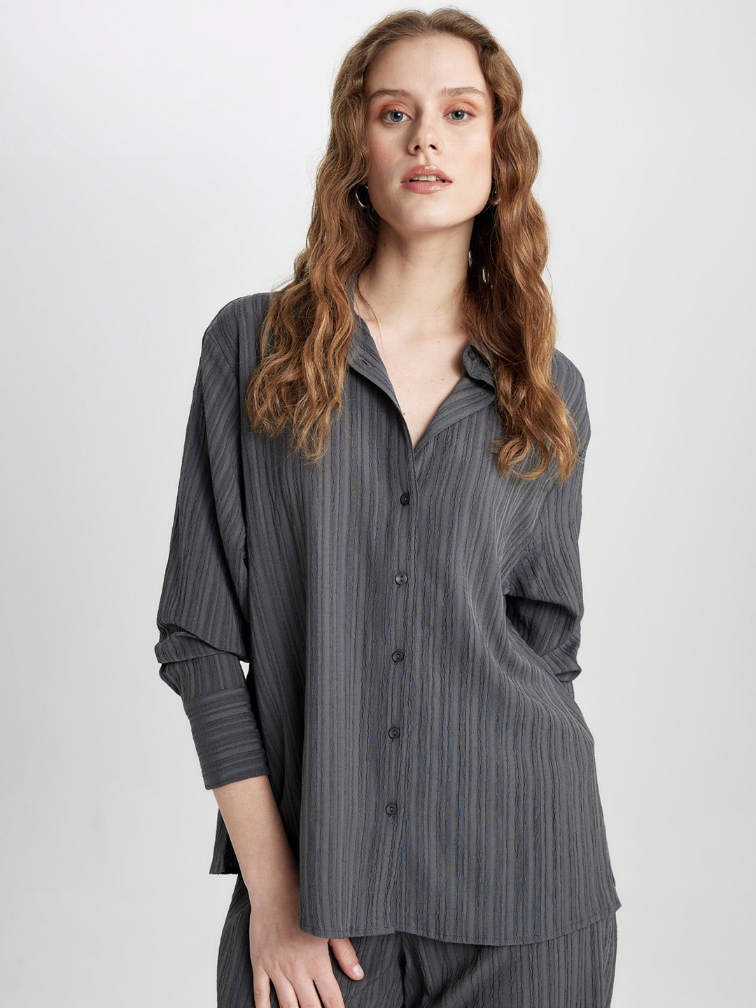 

DeFacto Women Opaque Striped Casual Shirt, Na