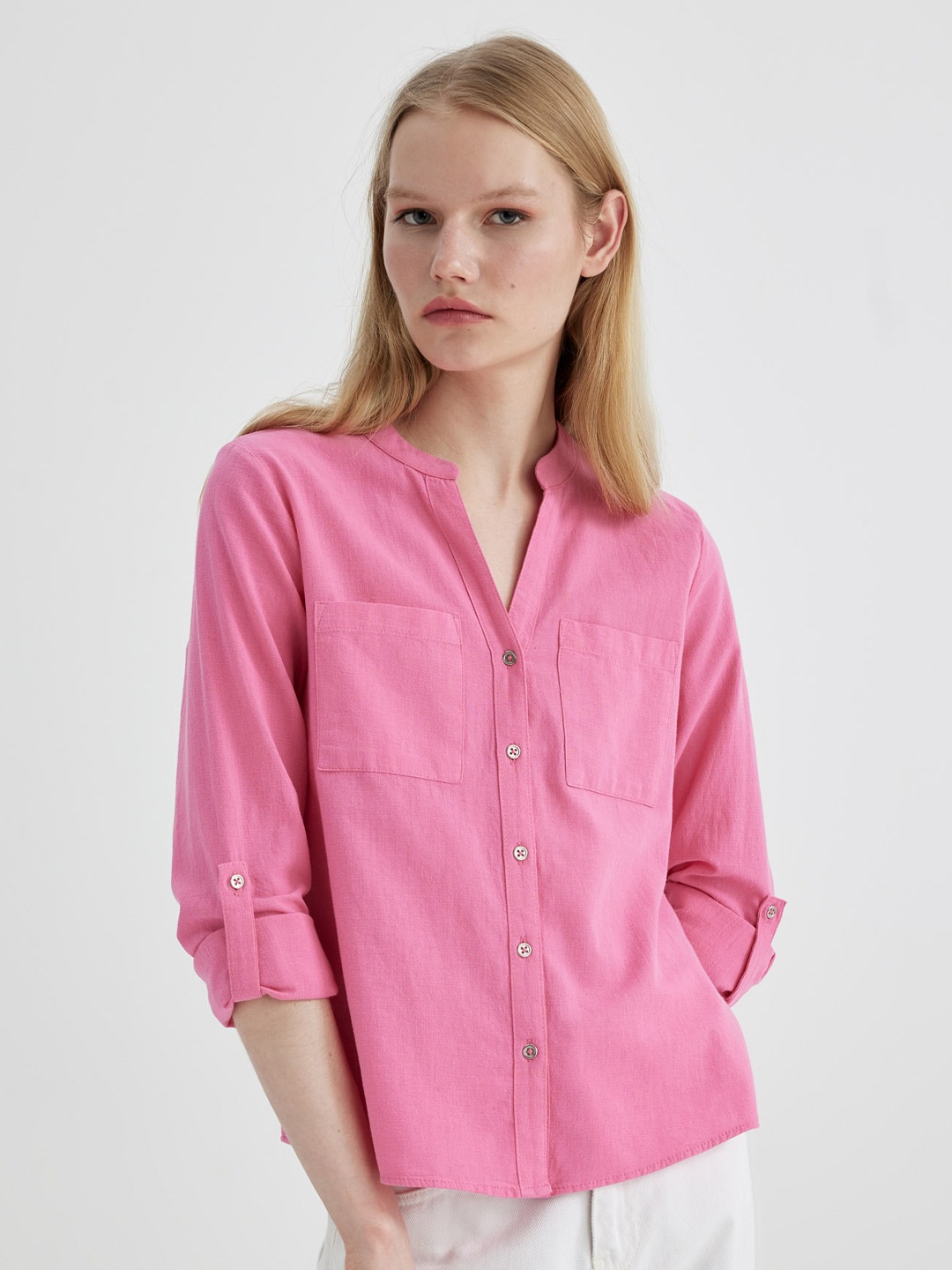 

DeFacto Women Opaque Casual Shirt, Na