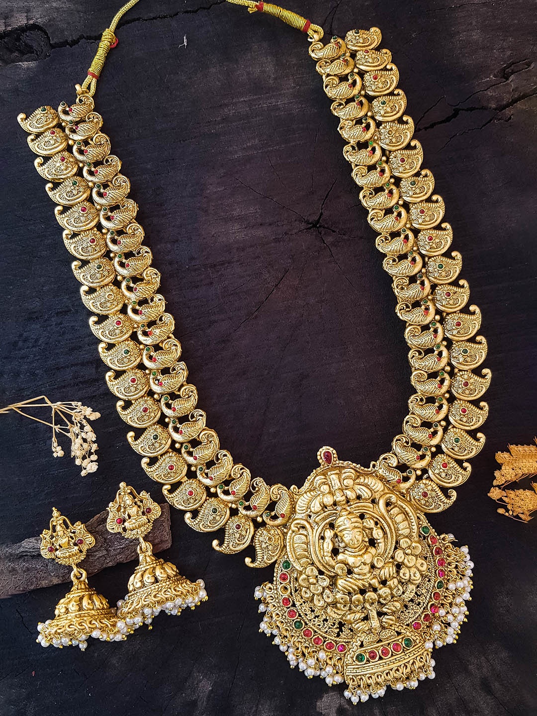 

GRIIHAM Gold-Plated CZ-Studded & Beaded Jewellery Set