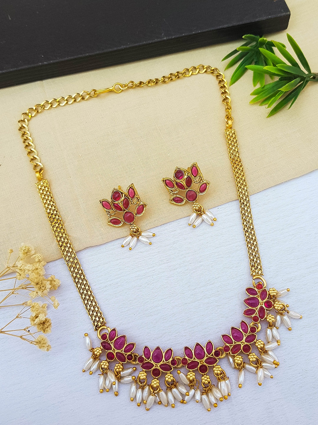 

GRIIHAM Gold-Plated AD Studded & Beaded Jewellery Set