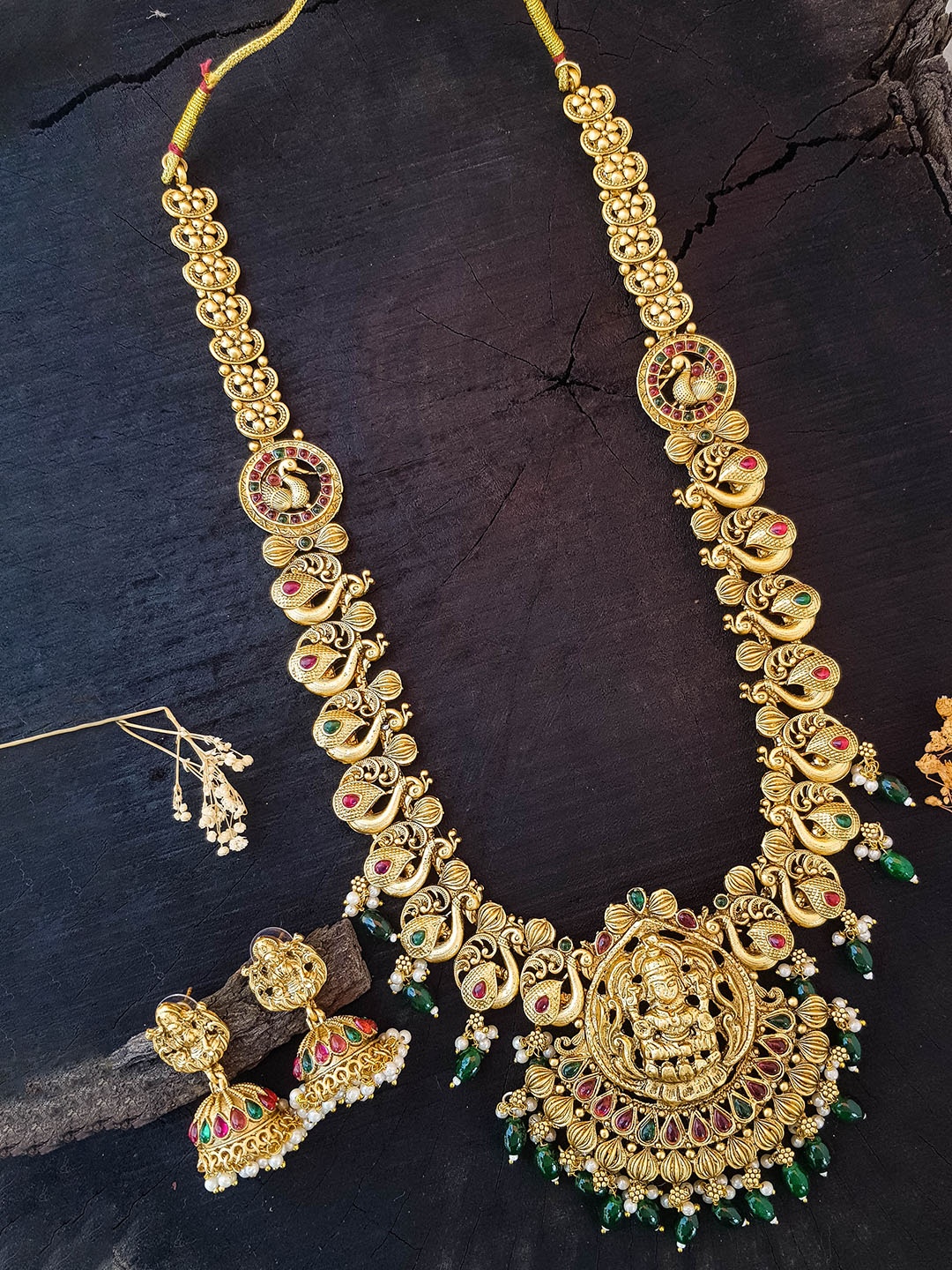 

GRIIHAM Gold-Plated CZ-Studded & Beaded Jewellery Set