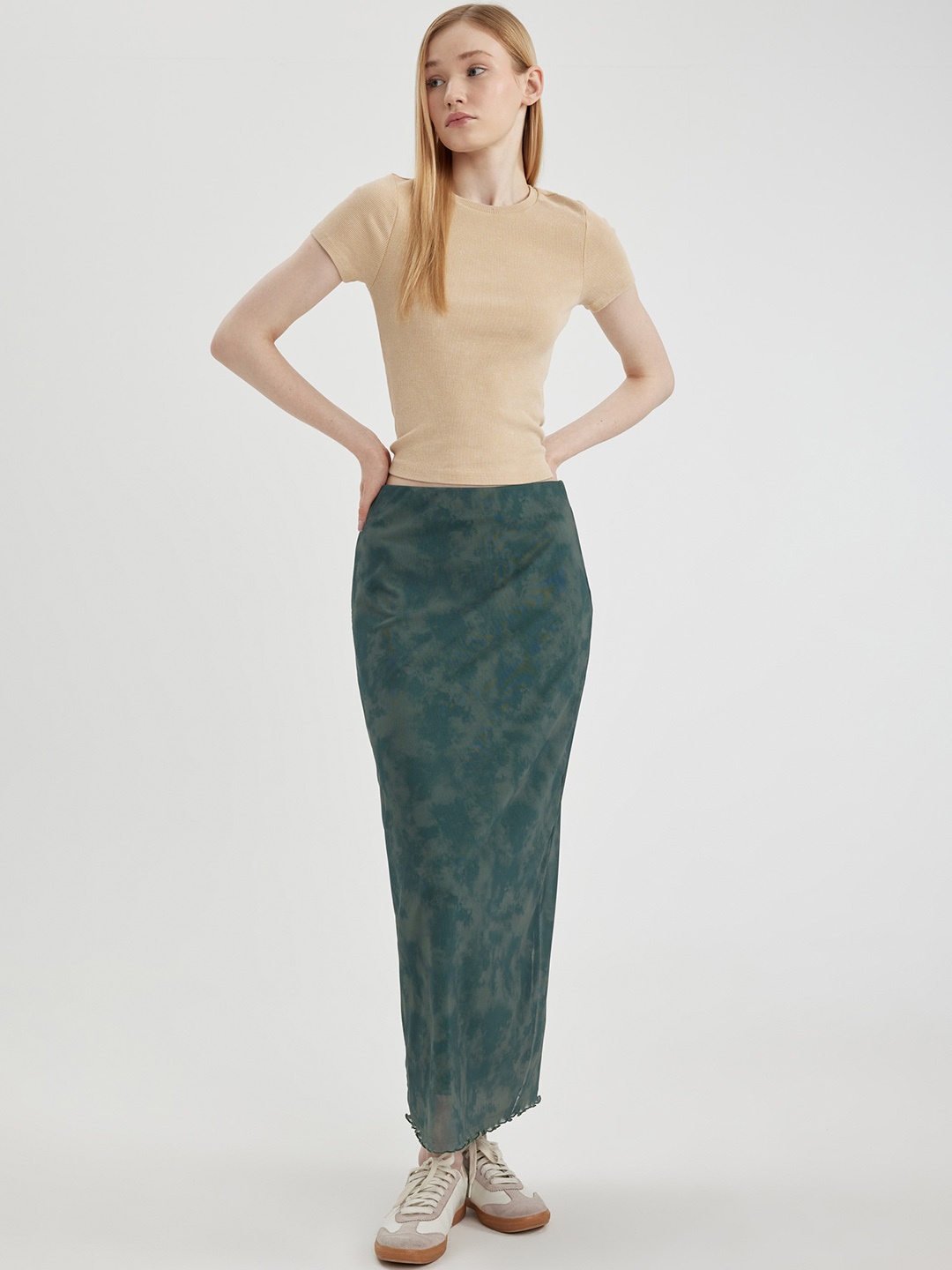

DeFacto Abstract Printed Straight Maxi Skirts, Na