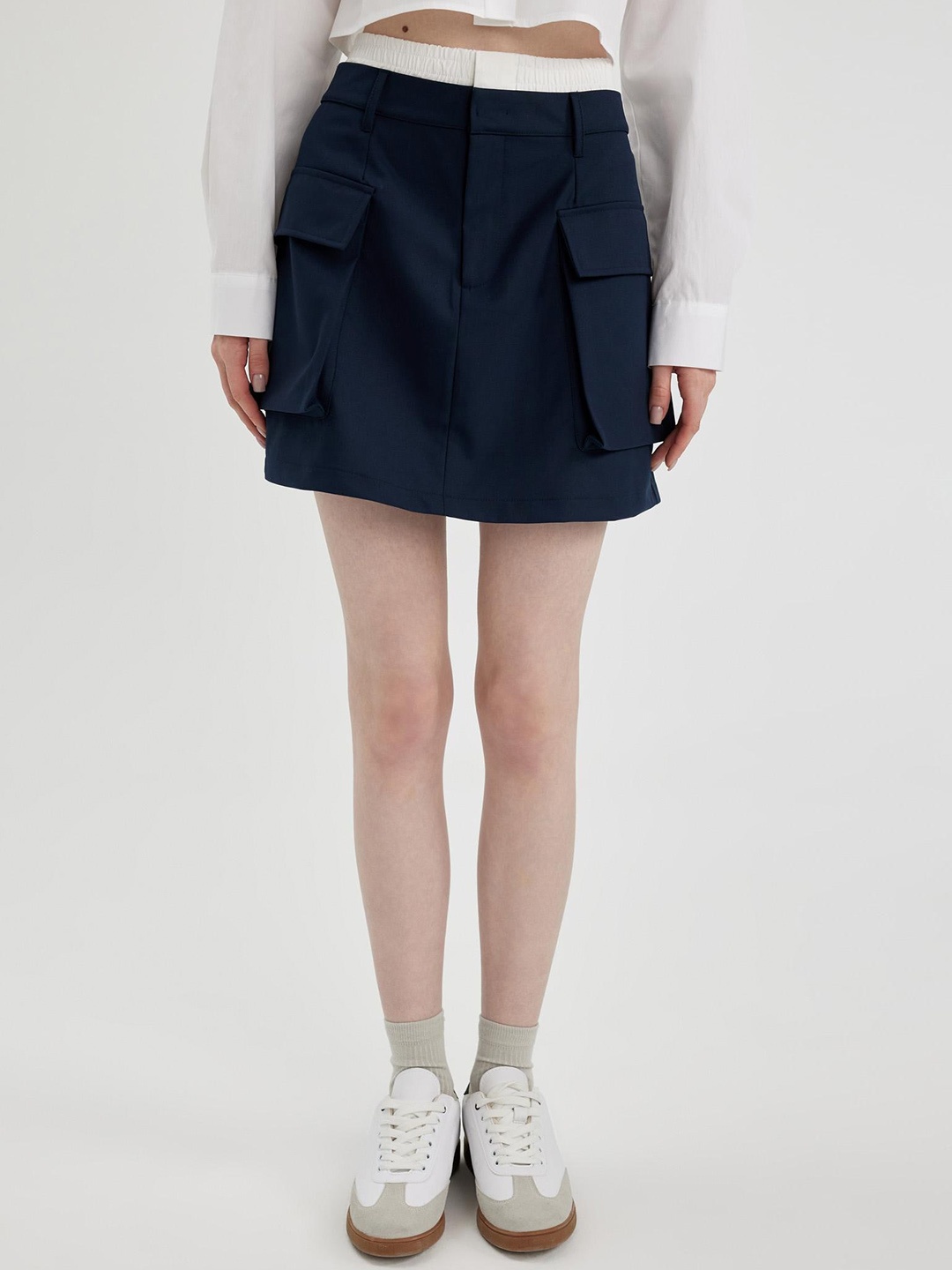 

DeFacto Straight Mini Skirt, Navy blue