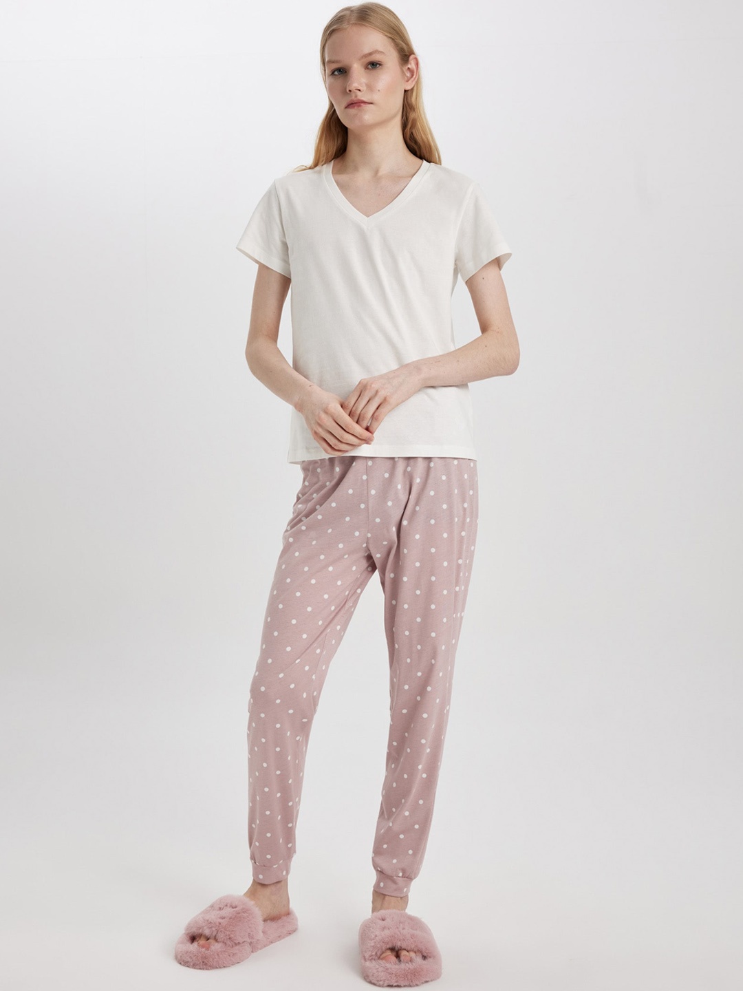 

DeFacto Women Printed Joggers Trousers, Na