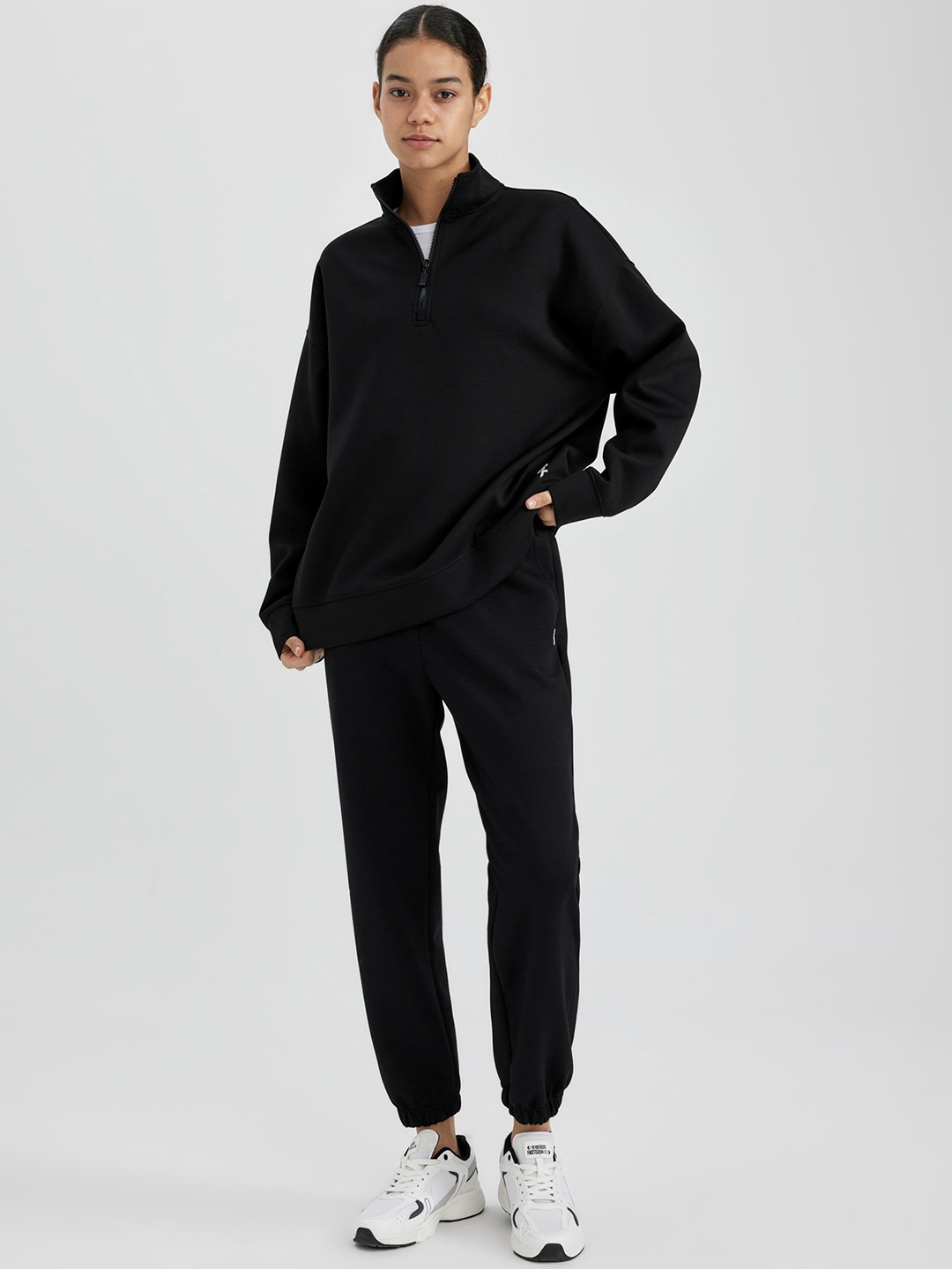 

DeFacto Women Joggers Trousers, Na