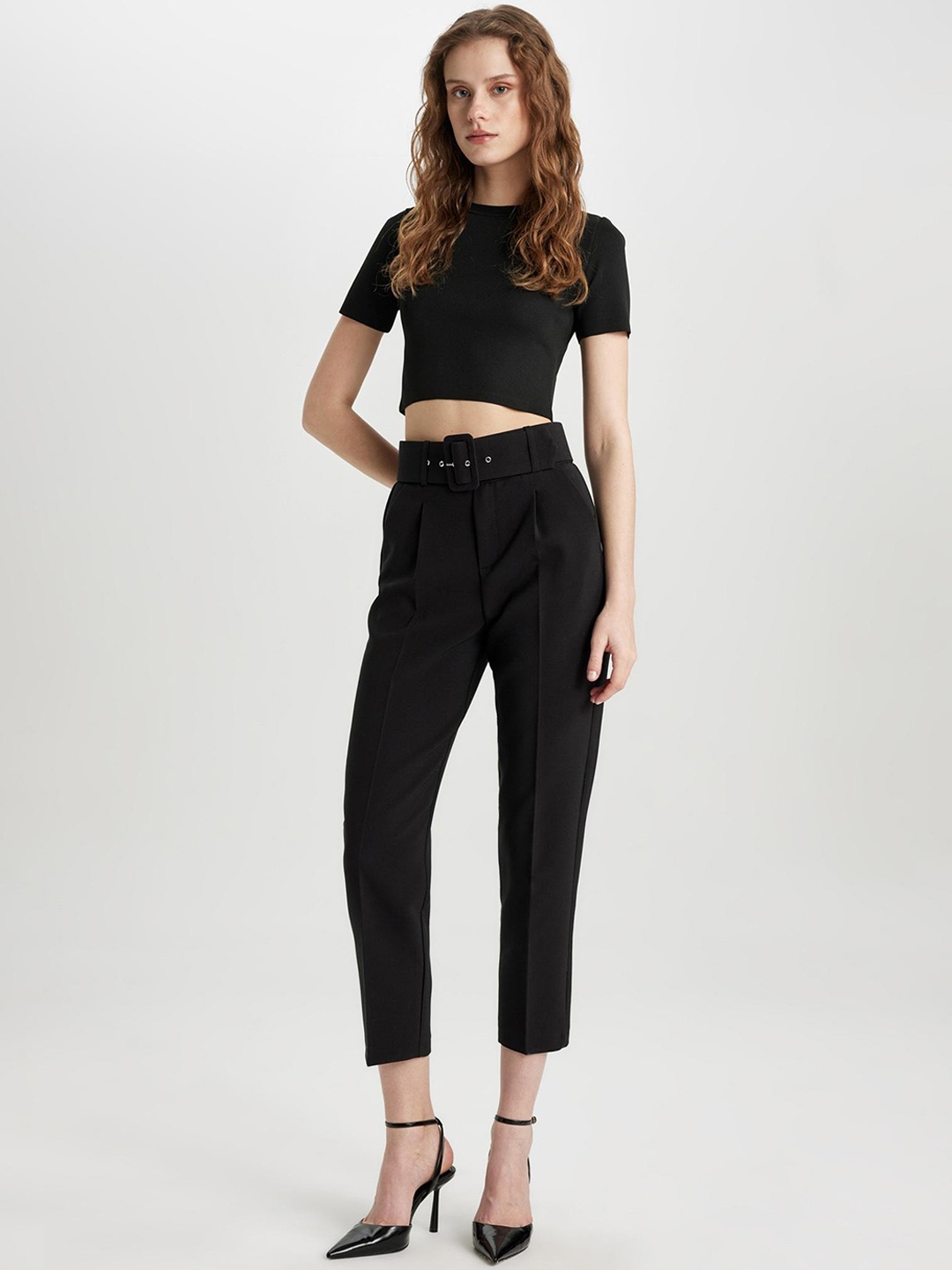

DeFacto Women Trousers, Na