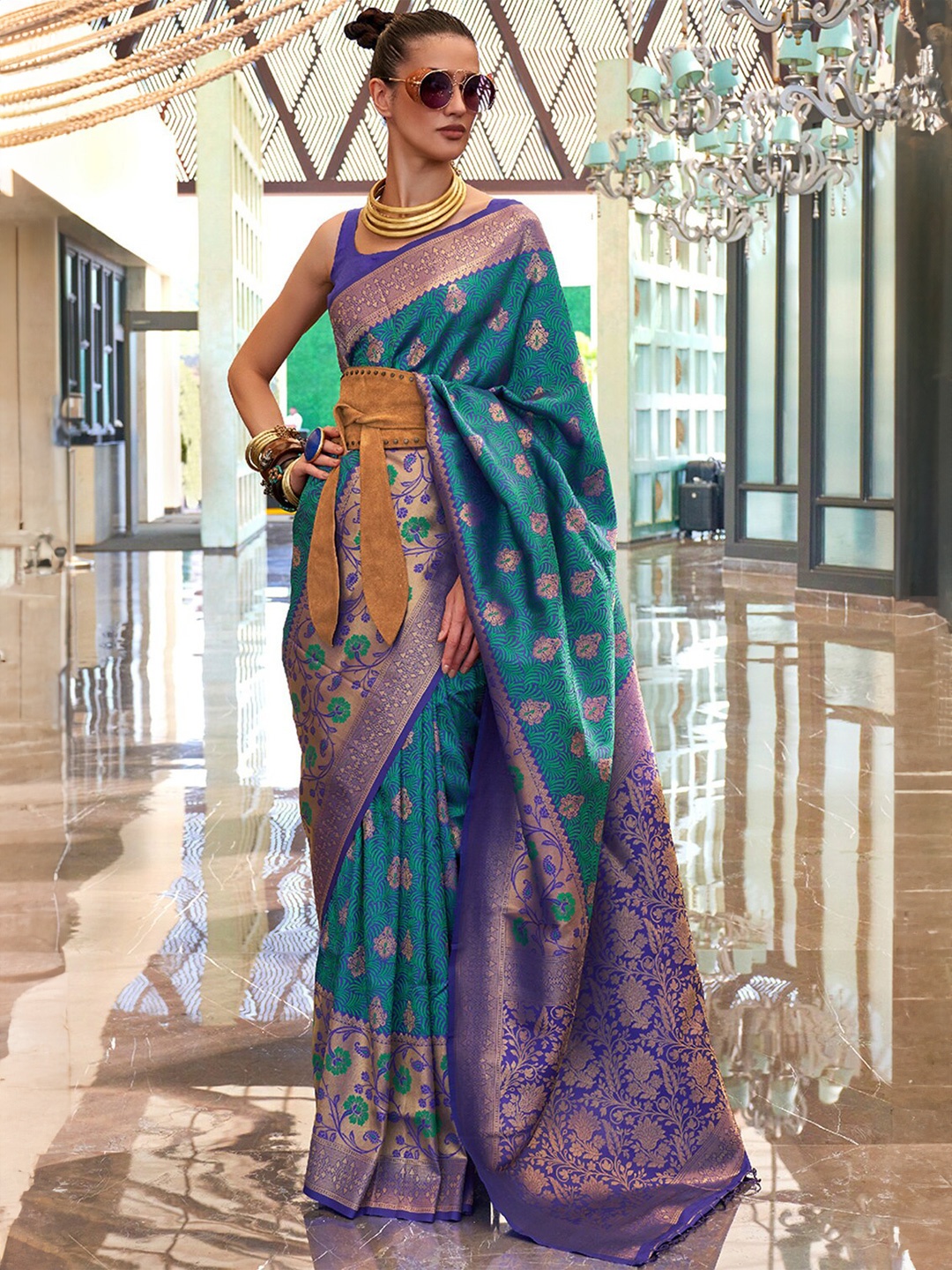 

DEVATITHI Ethnic Motifs Woven Design Zari Banarasi Saree, Blue