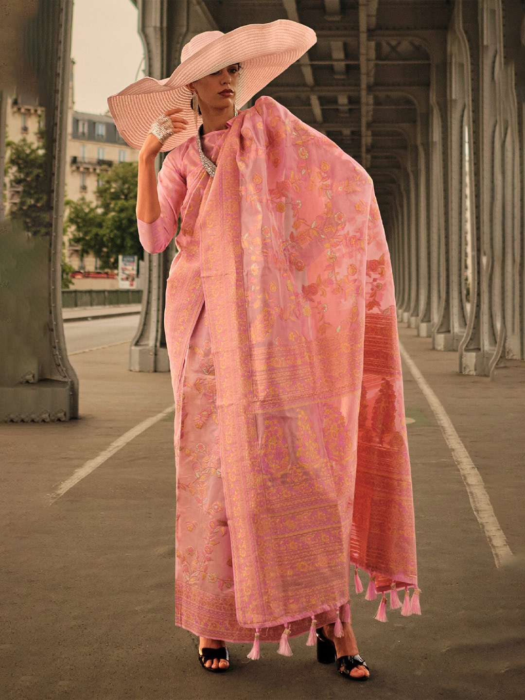

DEVATITHI Floral Organza Saree, Orange