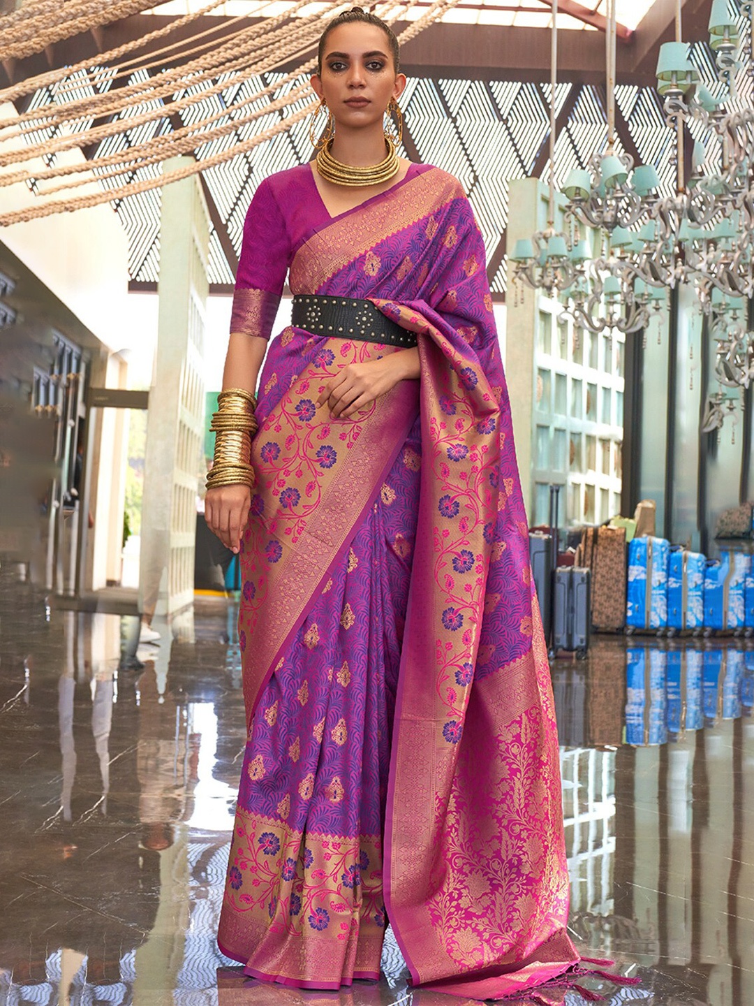 

DEVATITHI Woven Design Zari Silk Blend Banarasi Saree, Violet