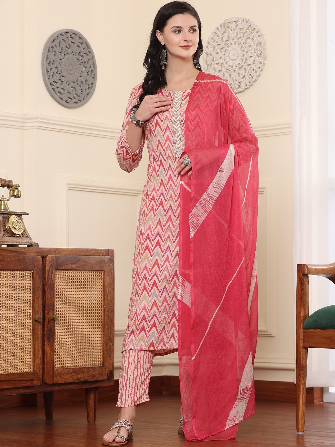 

SmartRAHO Women Embroidered Regular Beads and Stones Pure Silk Kurta with Trousers & With Dupatta, Pink