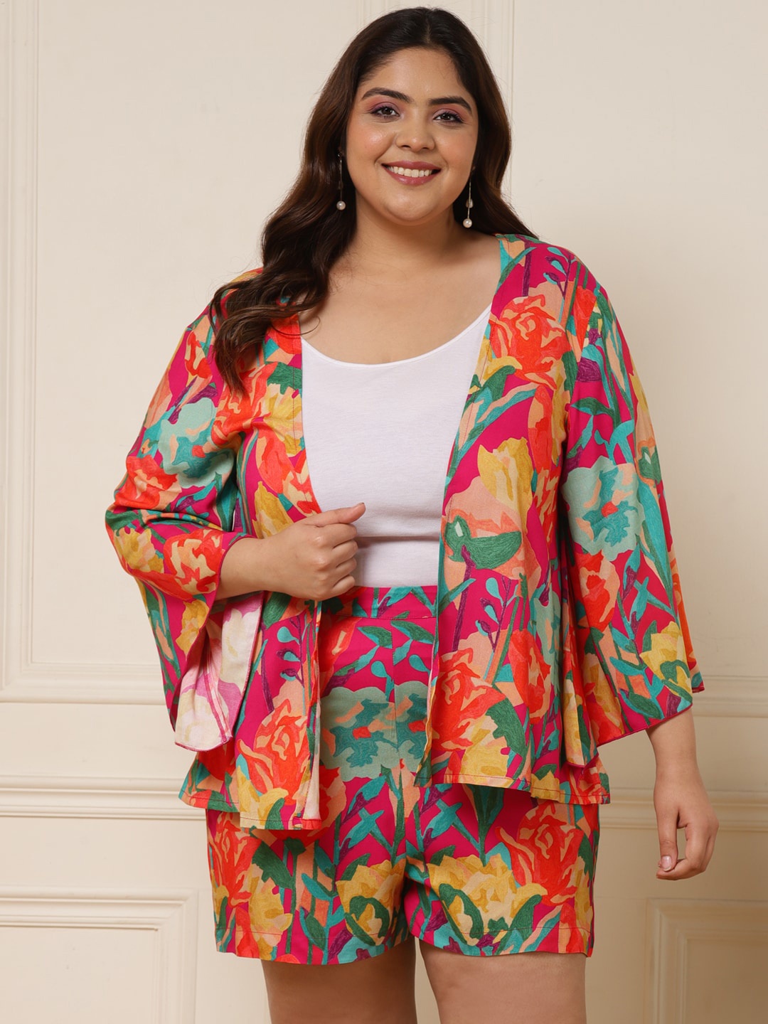 

DEEBACO Plus Size Tropical Printed Shrug With Shorts, Pink