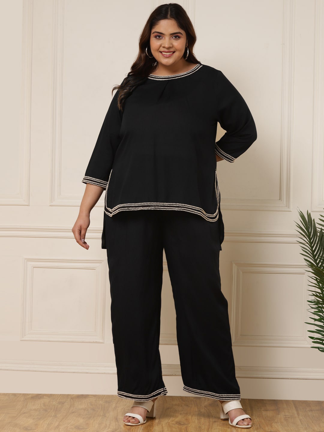 

DEEBACO Plus Size Round Neck Tunic With Trousers, Black