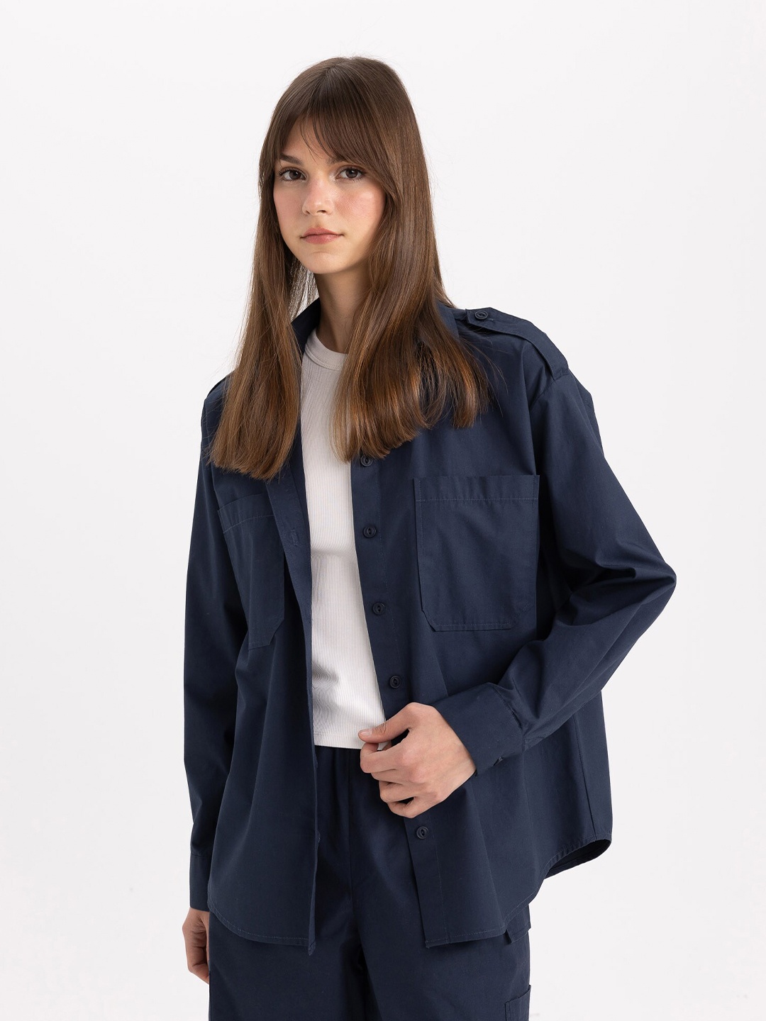 

DeFacto Classic Drop Shoulder Sleeves Longline Cotton Oversized Casual Shirt, Navy blue