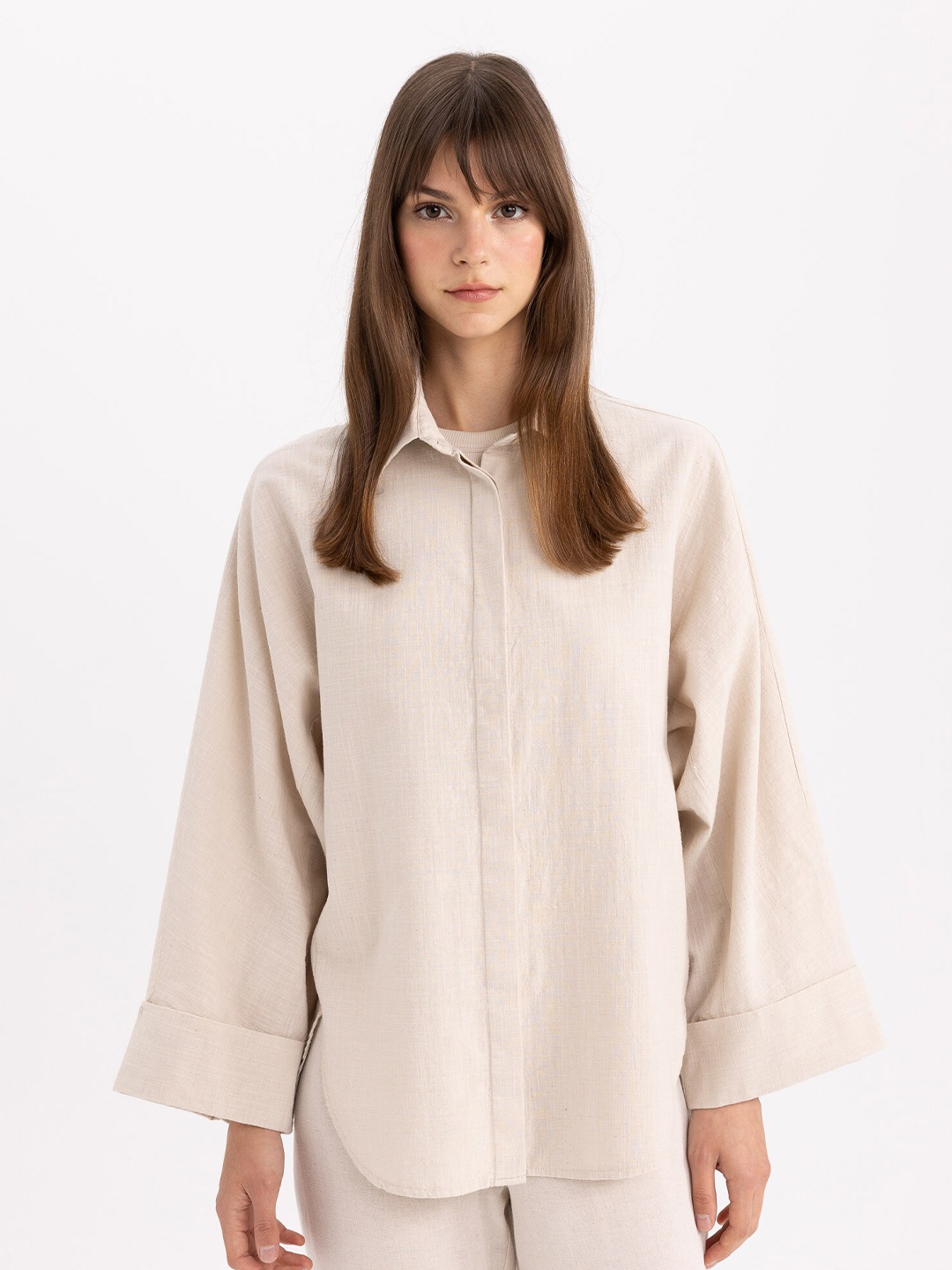 

DeFacto Women Classic Opaque Casual Shirt, Beige