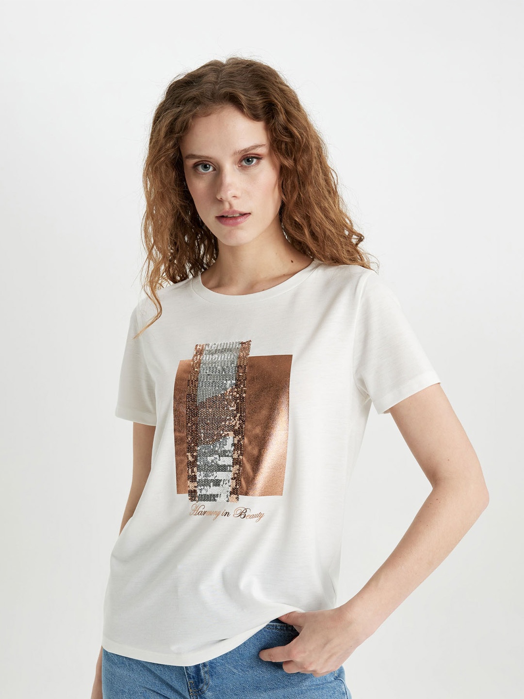 

DeFacto Women Typography Printed T-shirt, Na