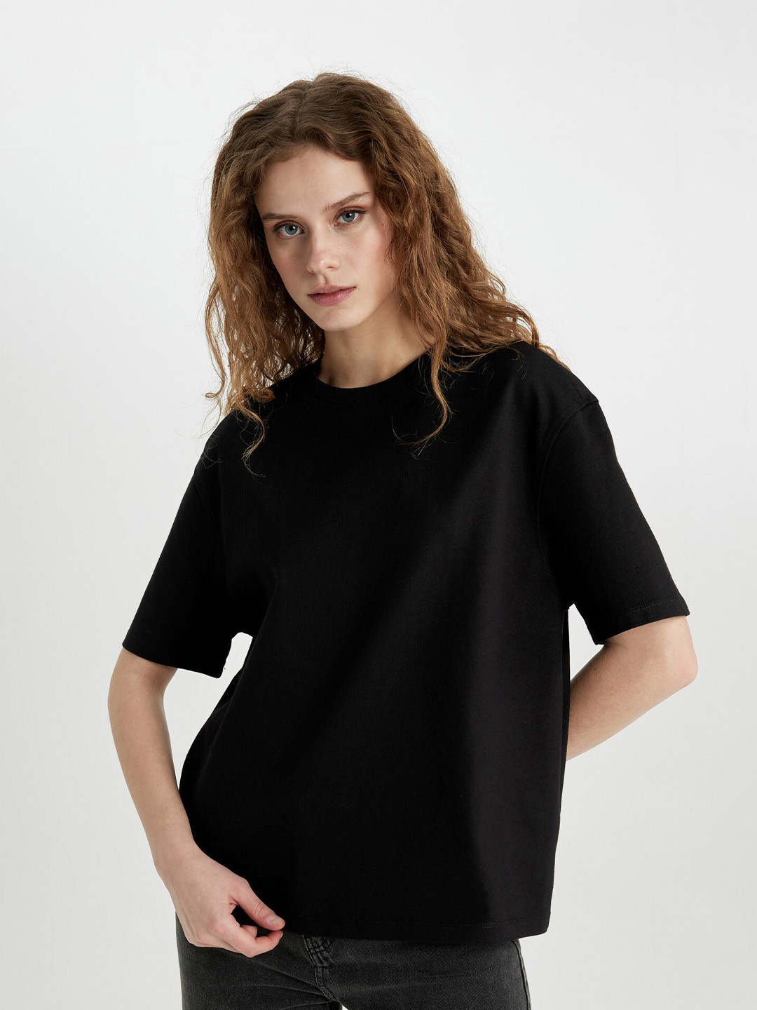 

DeFacto Women Drop-Shoulder Sleeves Pockets T-shirt, Na