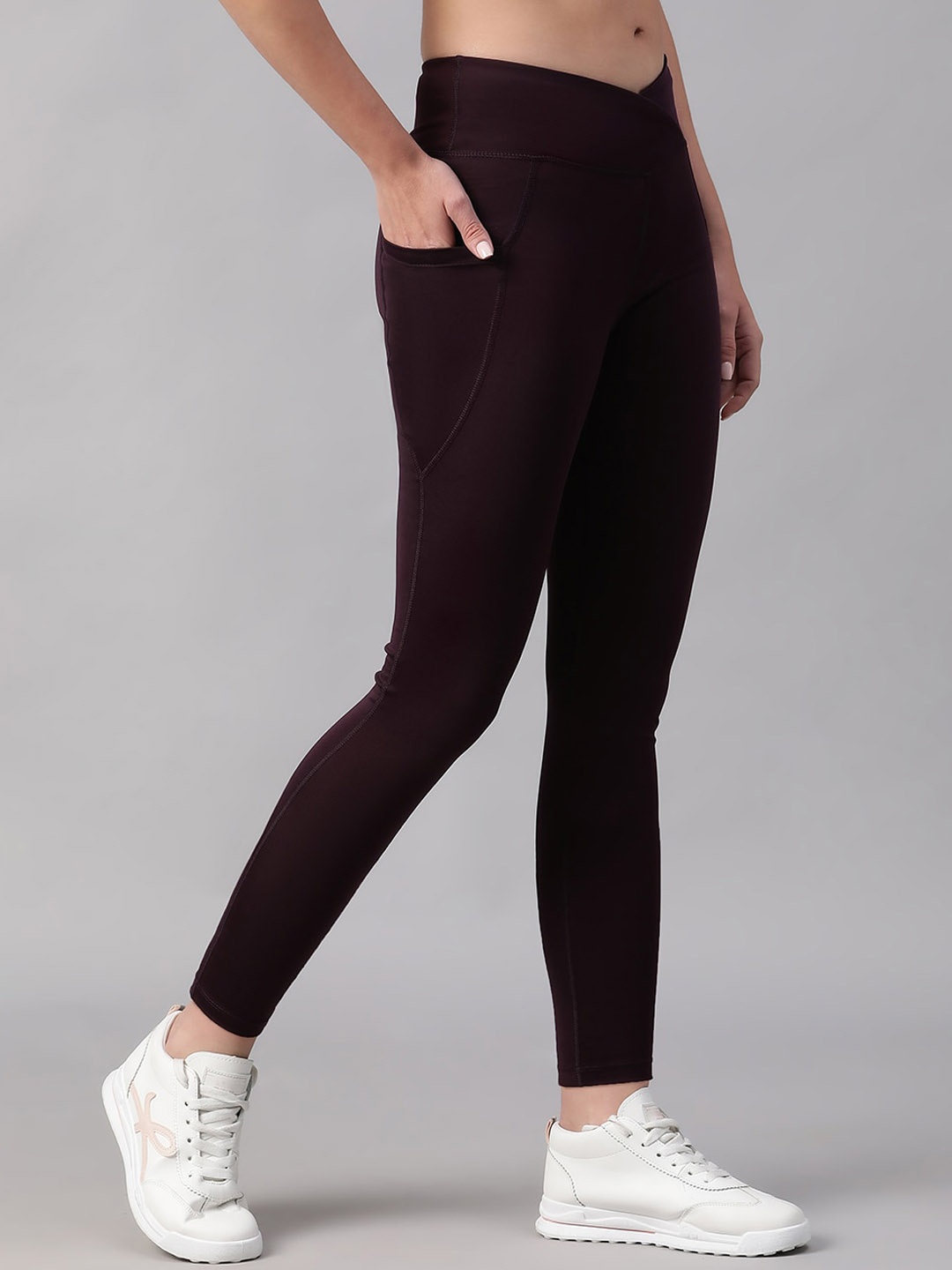 

ATHLISIS Women Slim-Fit Ankle-Length Gym Tights, Burgundy