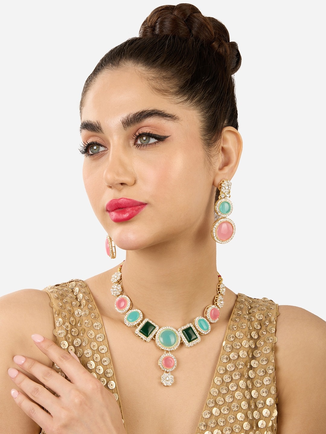 

Zaveri Pearls Gold-Plated Stones & Austrian Diamonds-Studded Jewellery Set