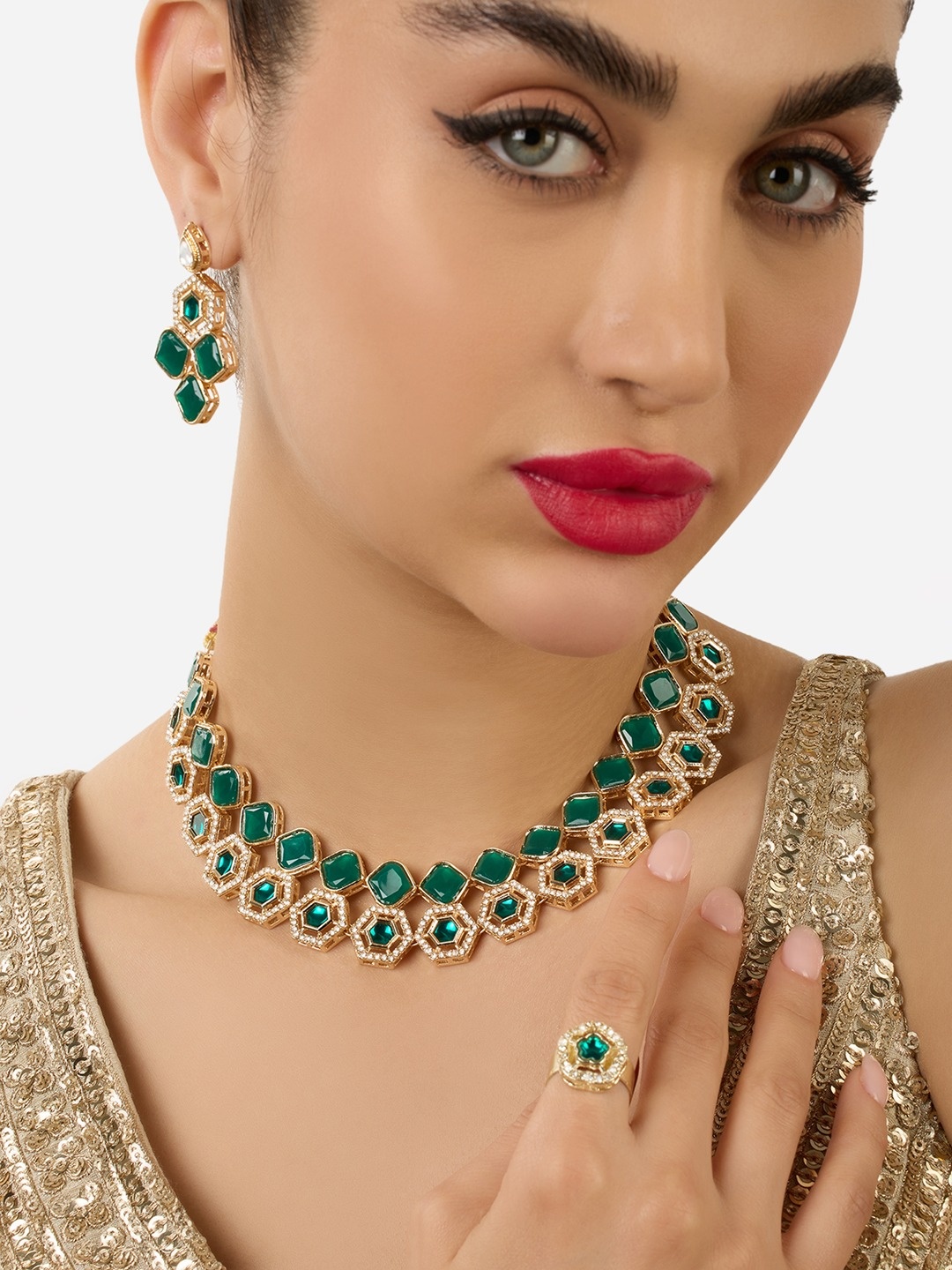 

Zaveri Pearls Gold-Plated Stones & Austrian Diamonds-Studded Jewellery Set