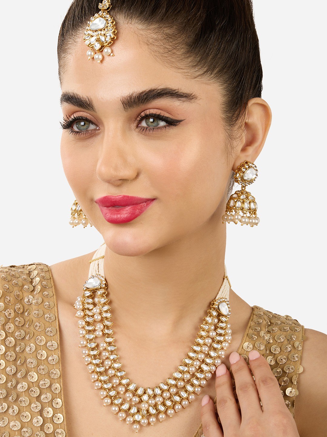 

Zaveri Pearls Kundan-Studded & Beaded Jewellery Set, Gold