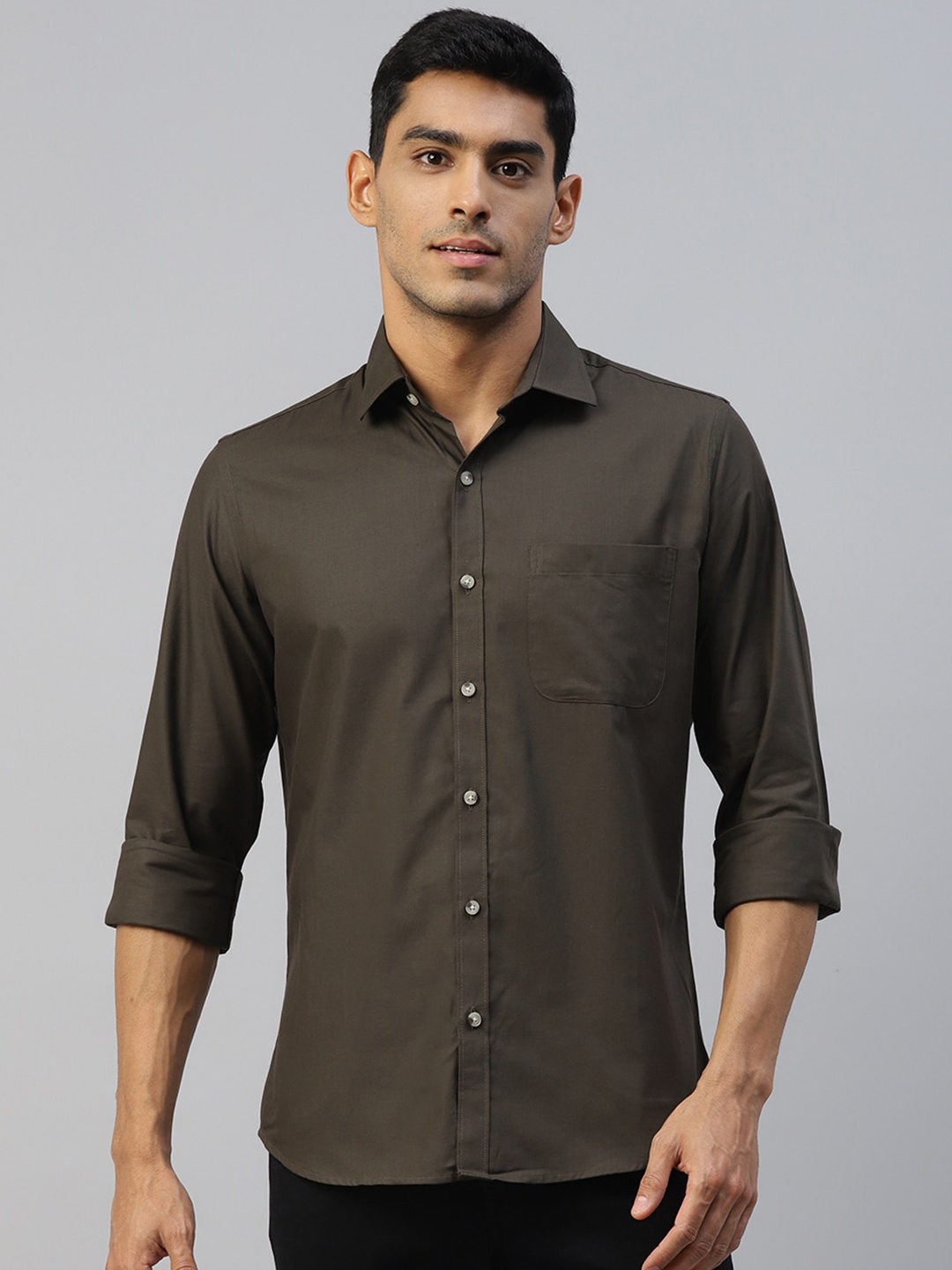 

DON VINO Men Comfort Slim Fit Opaque Formal Shirt, Olive
