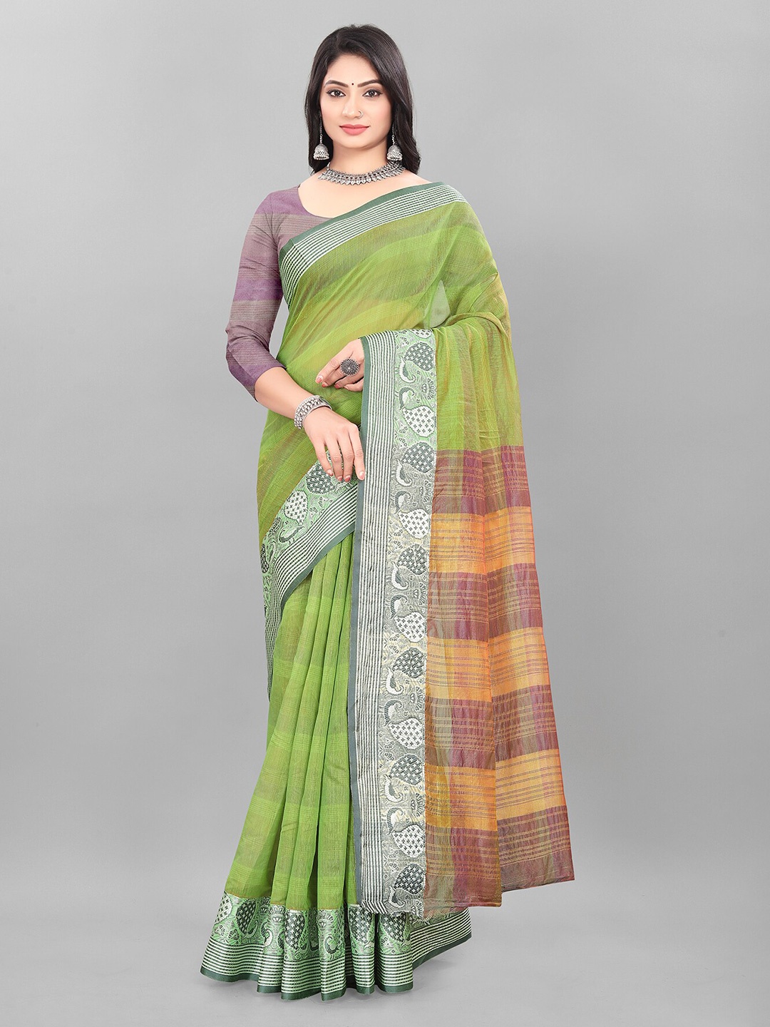 

MAGNEITTA Striped Kanjeevaram Saree, Green