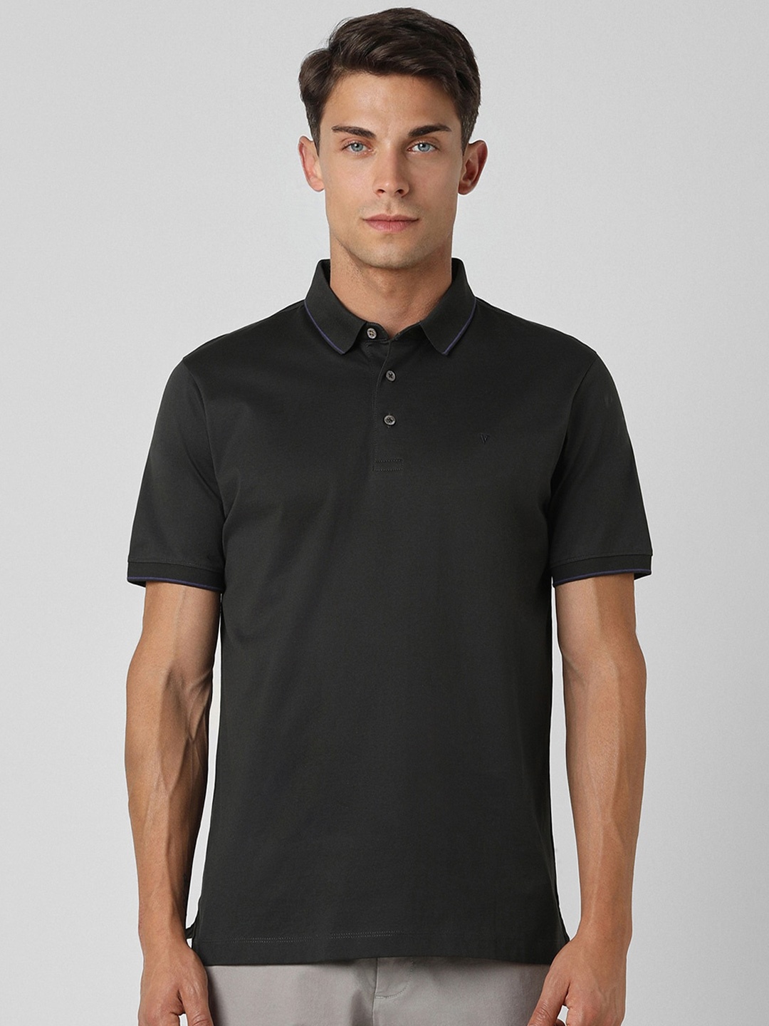 

Van Heusen Men Polo Collar Pockets T-shirt, Black
