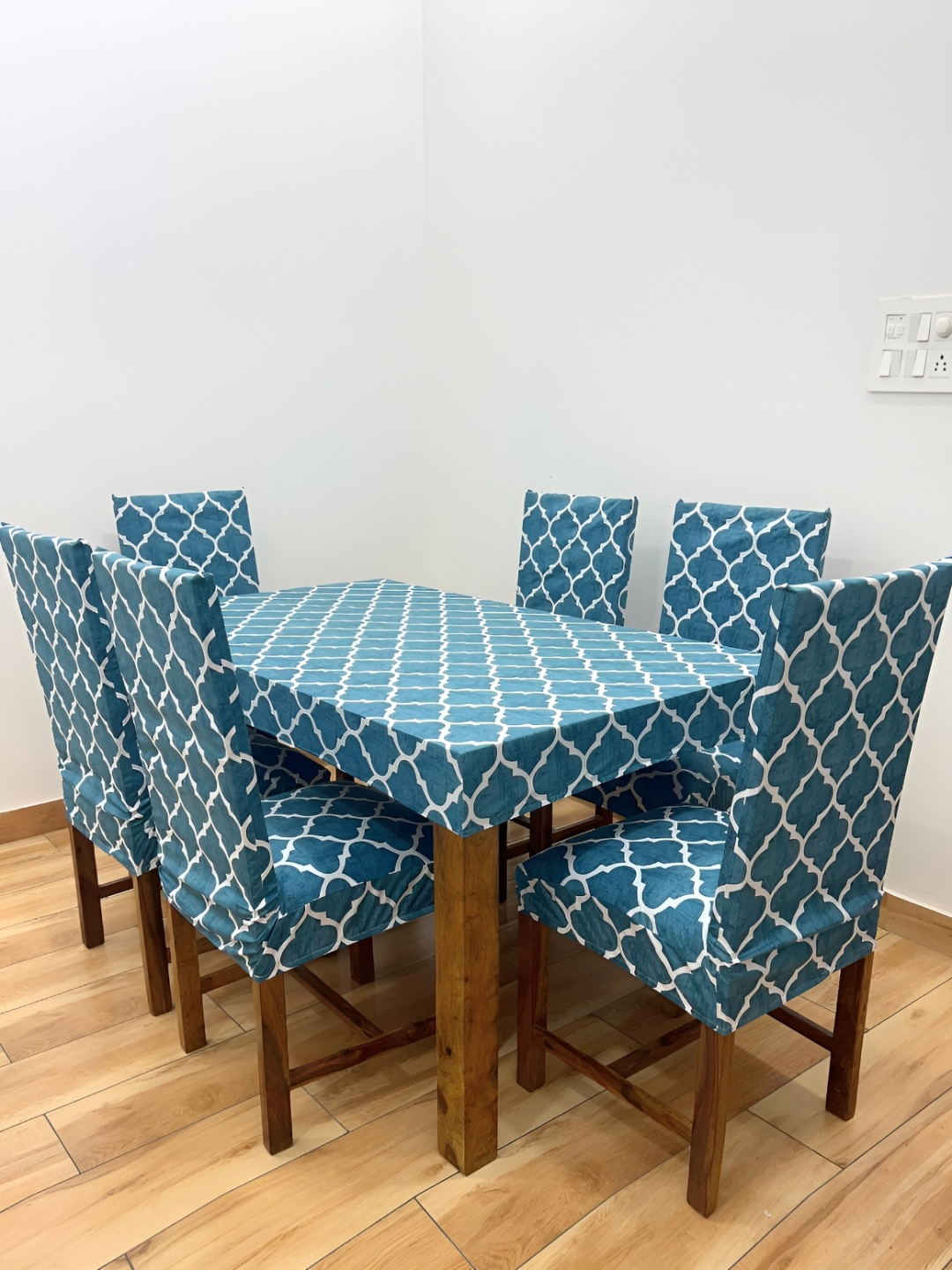 

ohello 6Pcs Blue Printed Elasticated Fitted Chair Covers With Table Cover