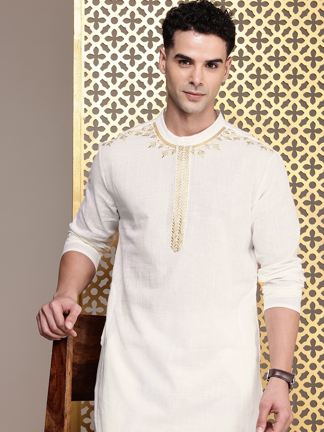 

House of Pataudi Men Pure Cotton Jashn Kurta with Trousers, White