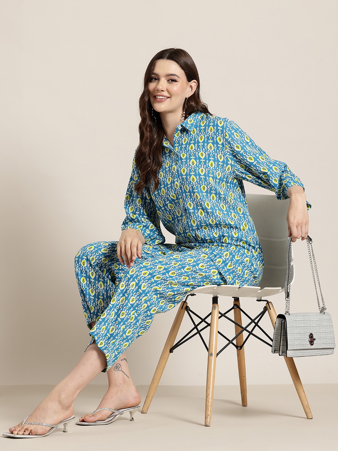 

HERE&NOW Women Ethnic Motifs Printed Regular Kurti with Trousers, Blue